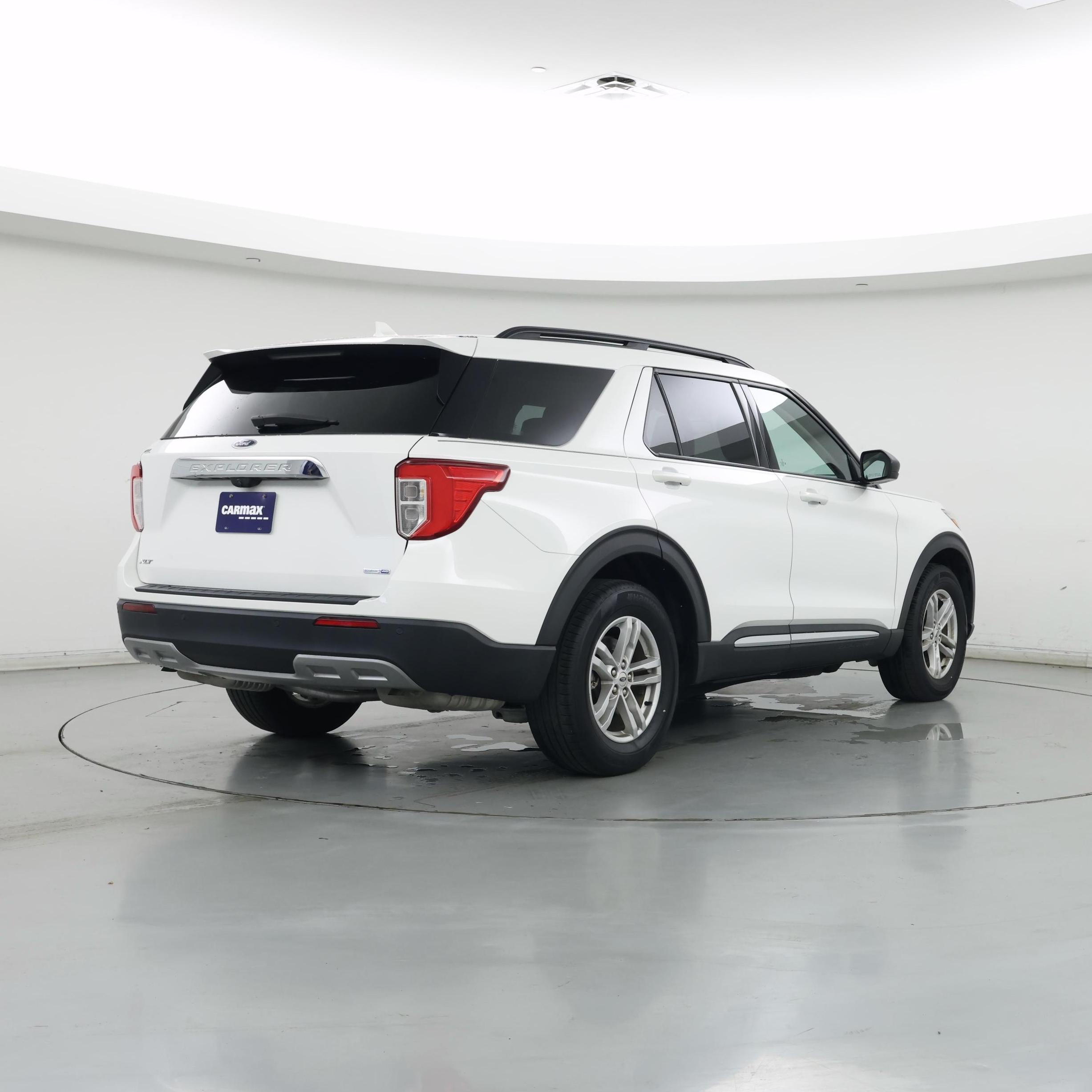 Thumbnail: 2020 Ford Explorer - 8