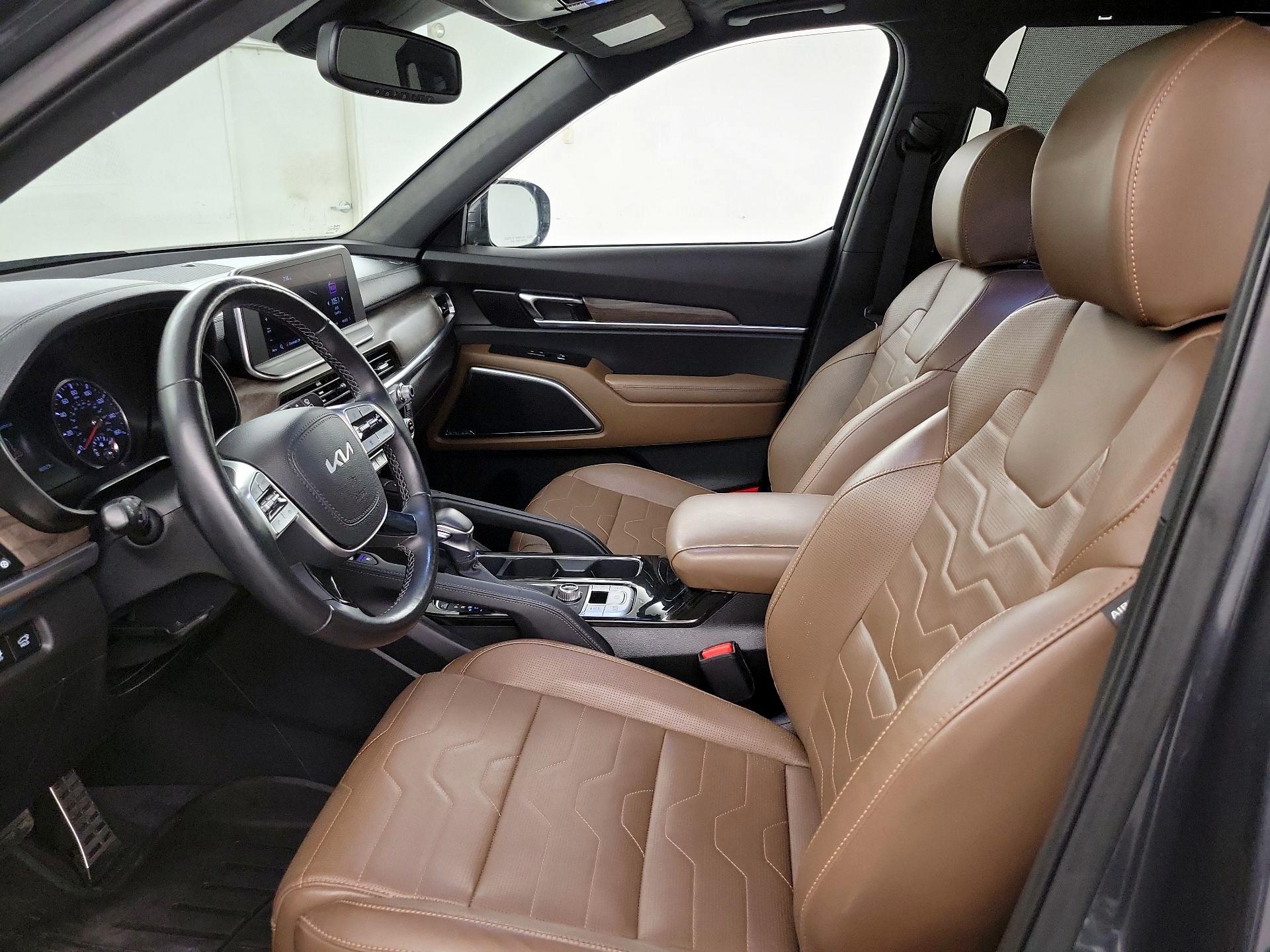 Thumbnail: 2022 Kia Telluride - 11