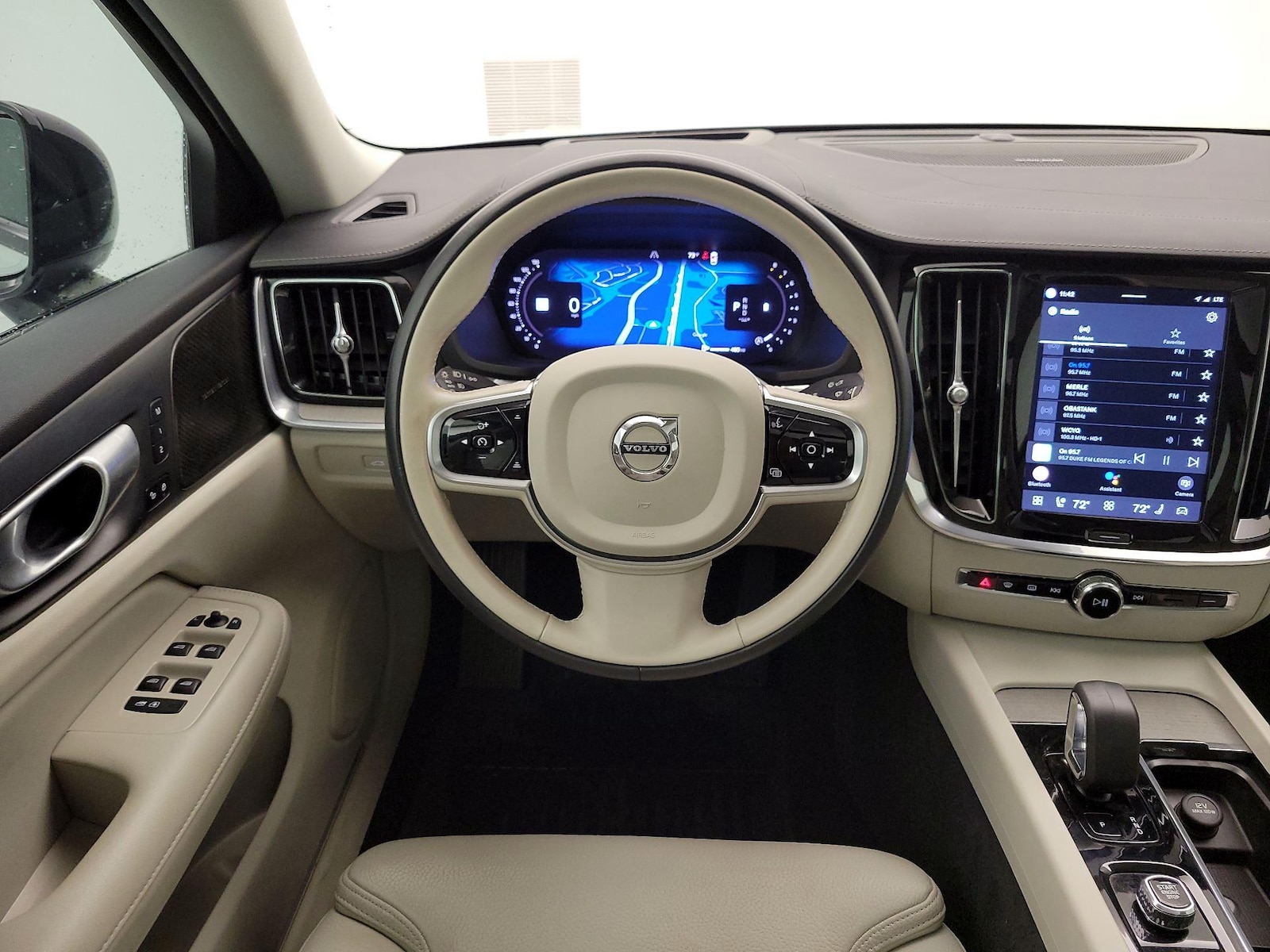 2024 Volvo S60 Ultimate - Photo 11
