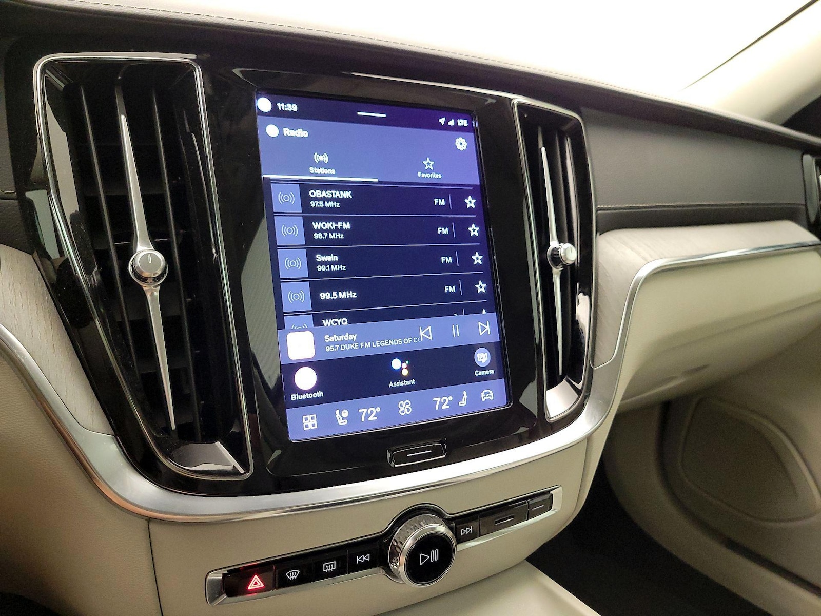 2024 Volvo S60 Ultimate - Photo 17