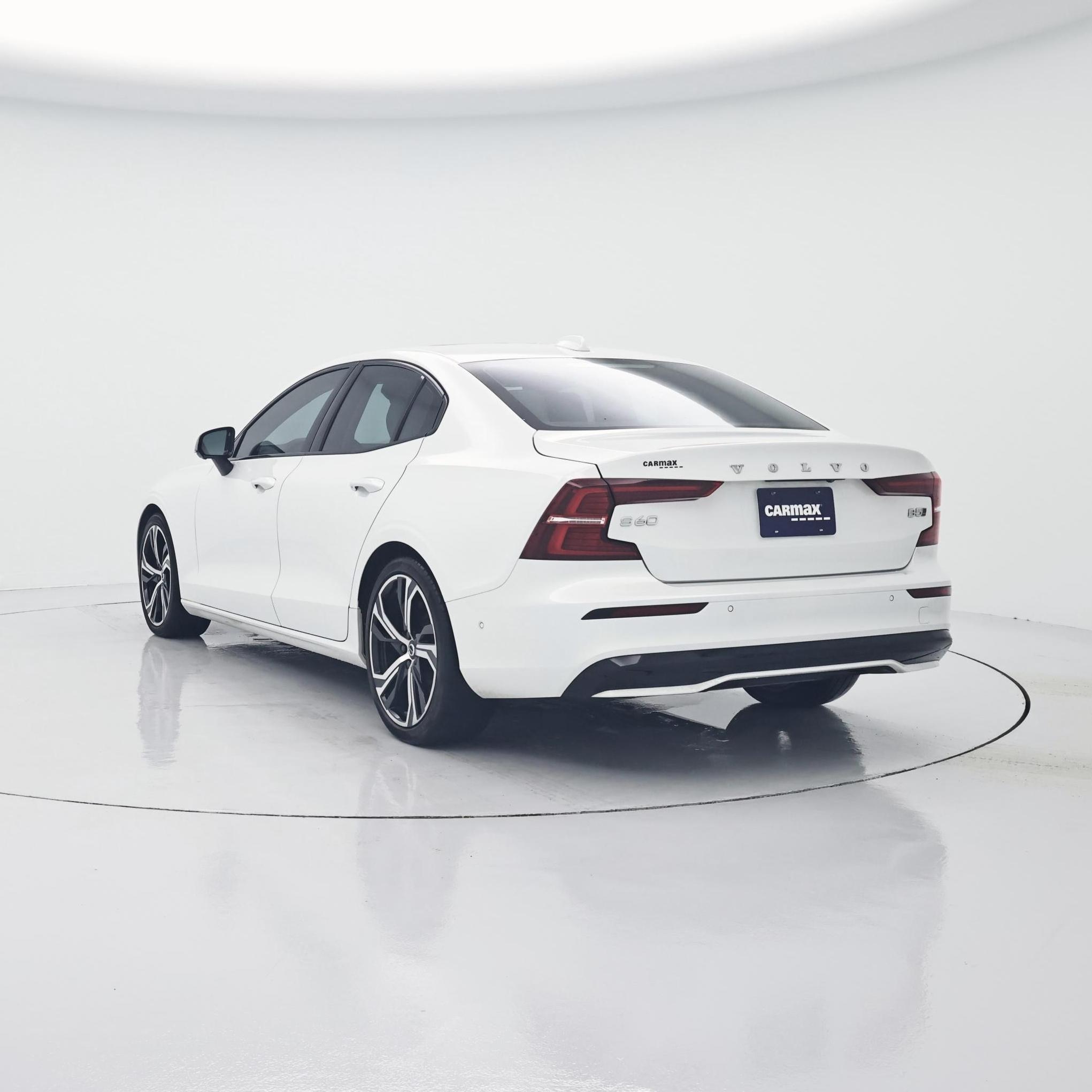 Thumbnail: 2024 Volvo S60 - 2