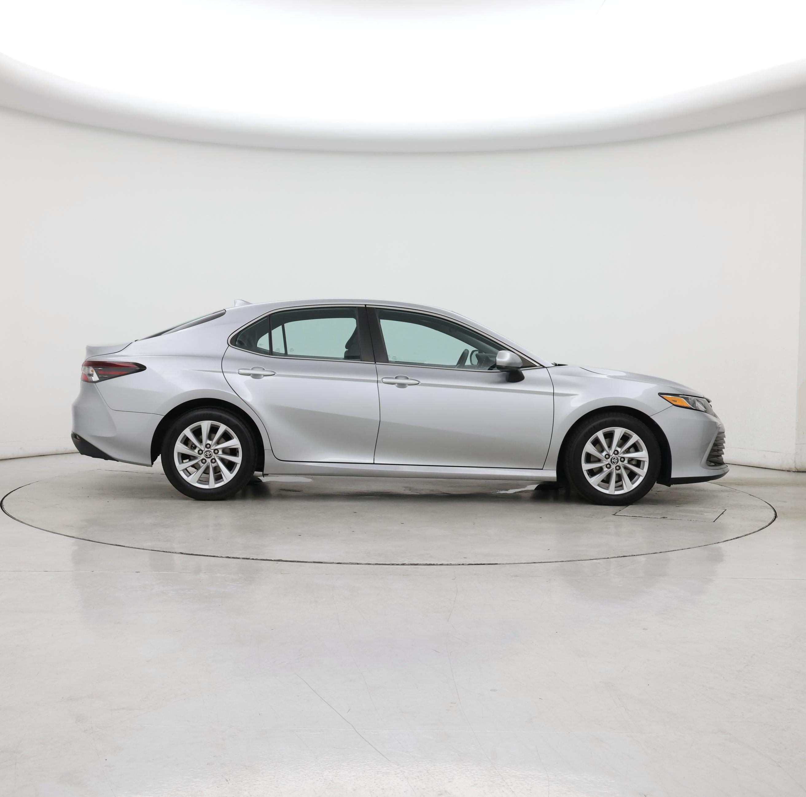 Thumbnail: 2022 Toyota Camry - 7