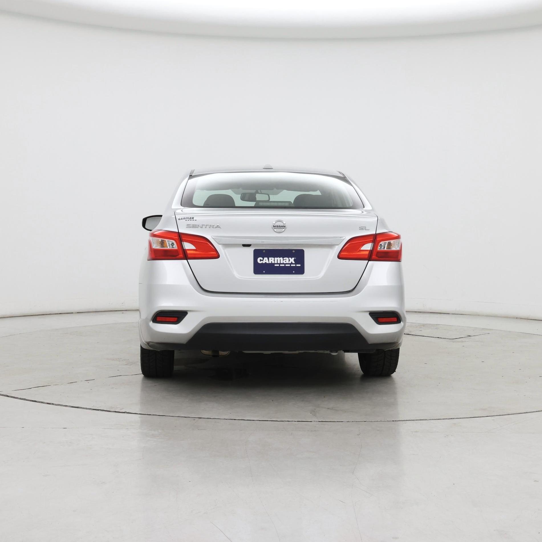 Thumbnail: 2016 Nissan Sentra - 6