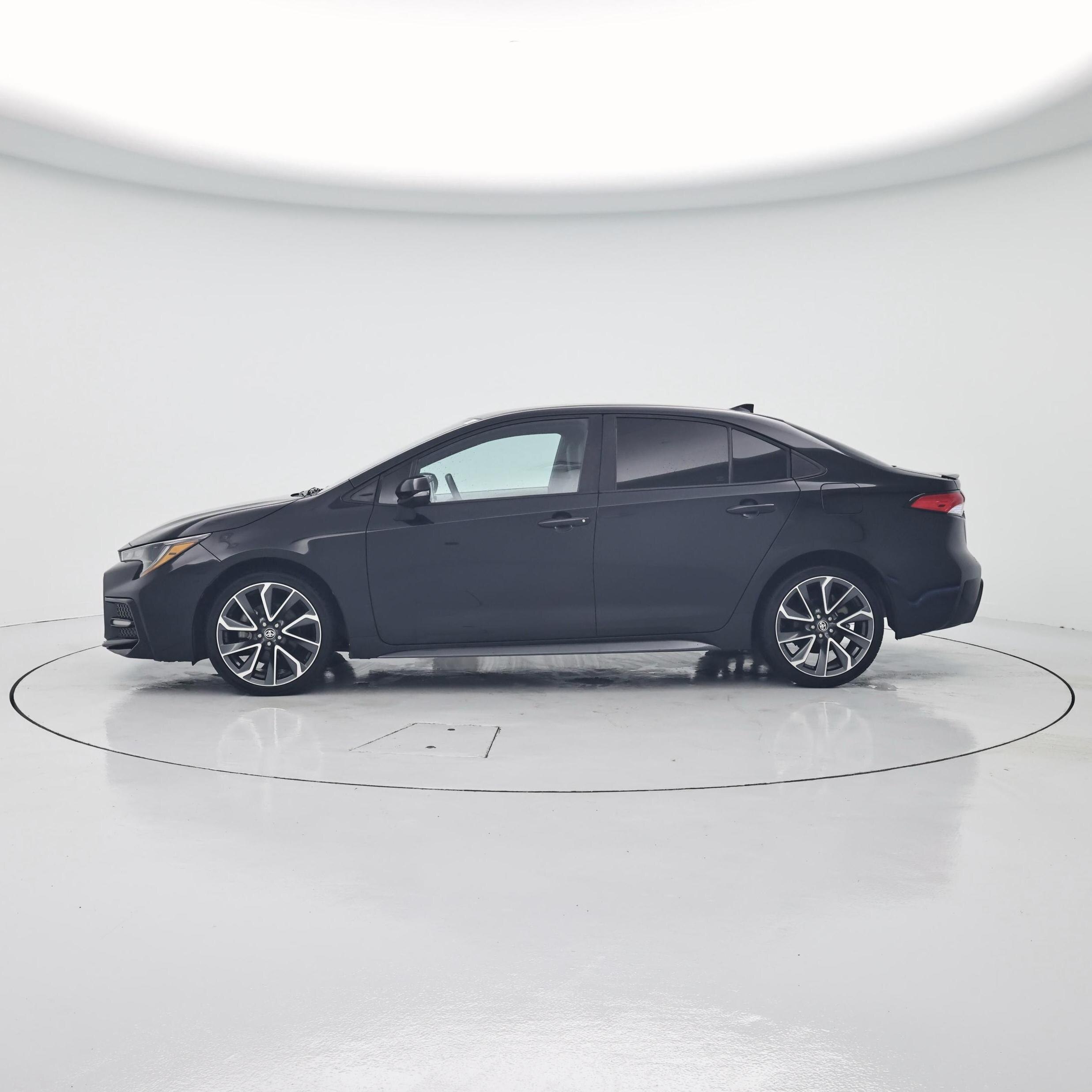 Thumbnail: 2021 Toyota Corolla - 3