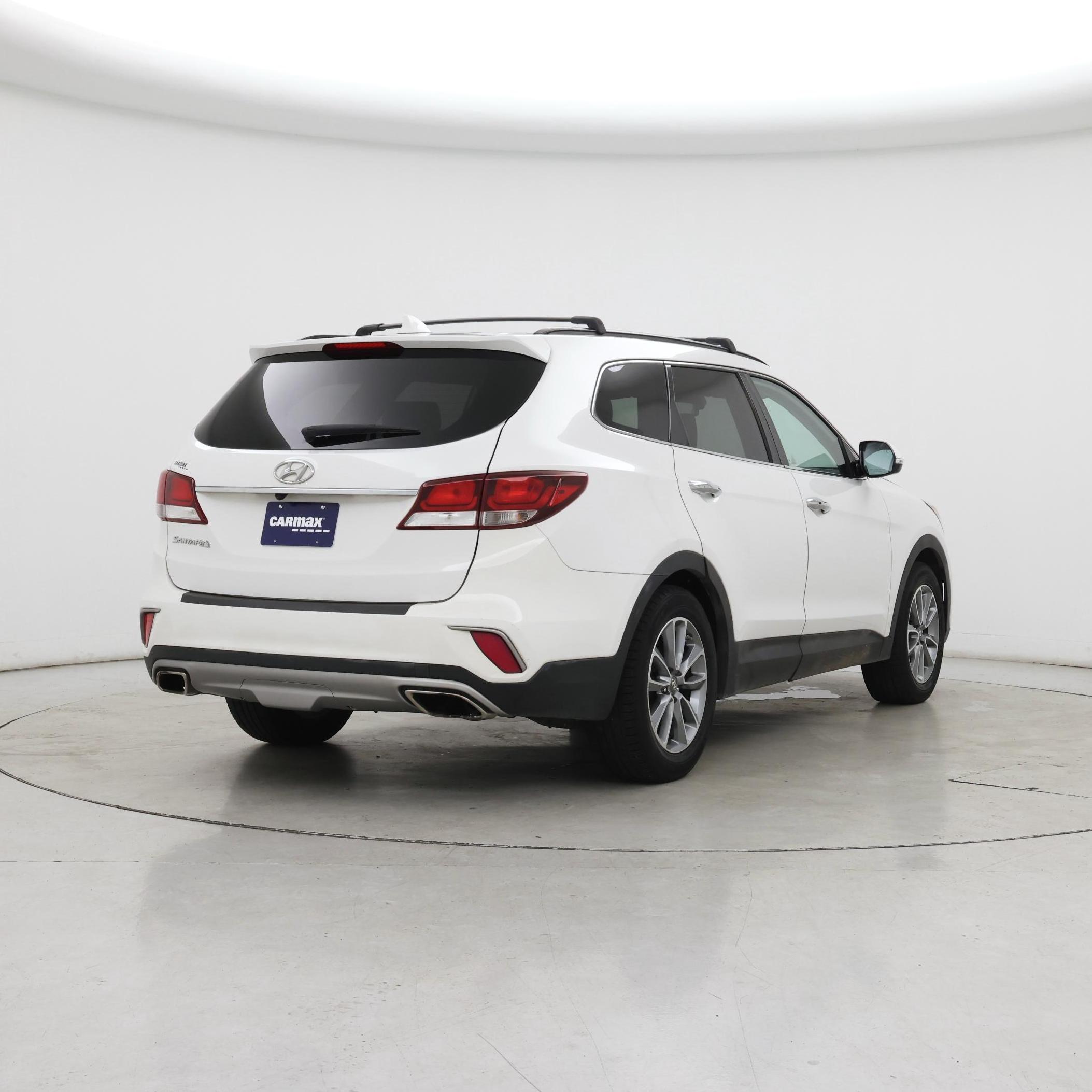 Thumbnail: 2017 Hyundai Santa Fe - 8