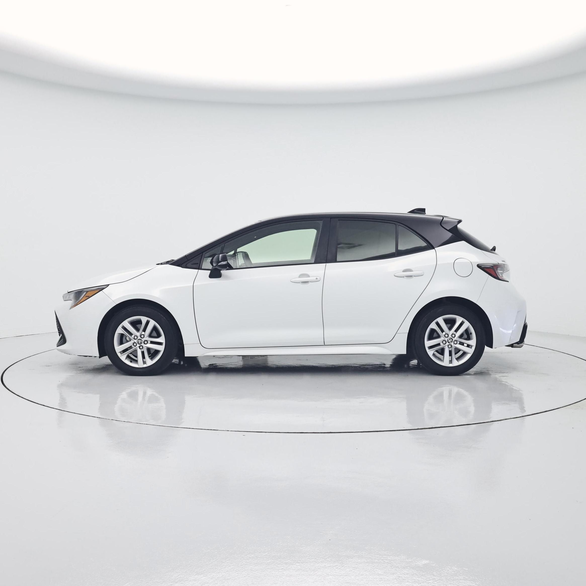 Thumbnail: 2021 Toyota Corolla - 3