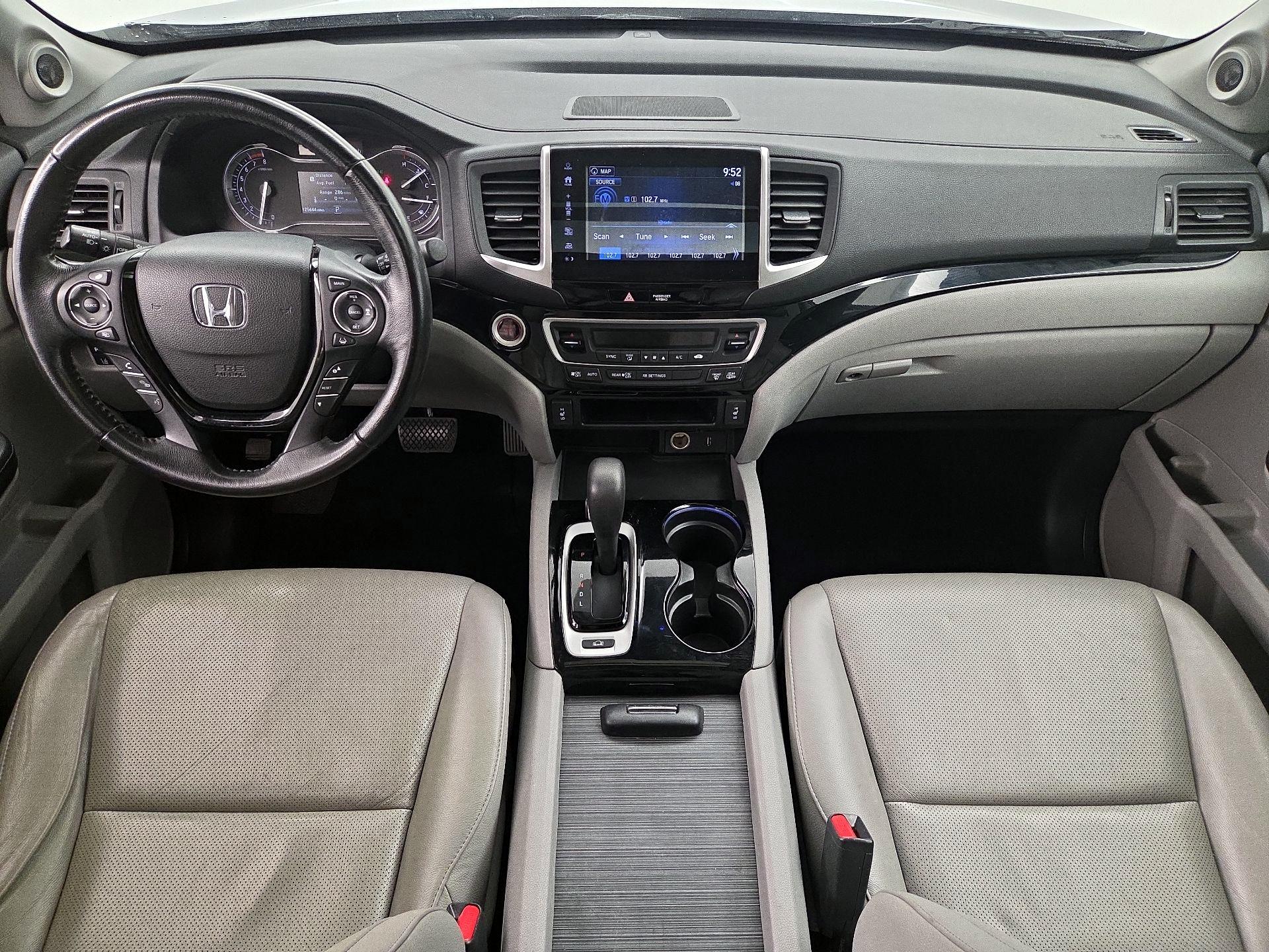 Thumbnail: 2017 Honda Ridgeline - 9