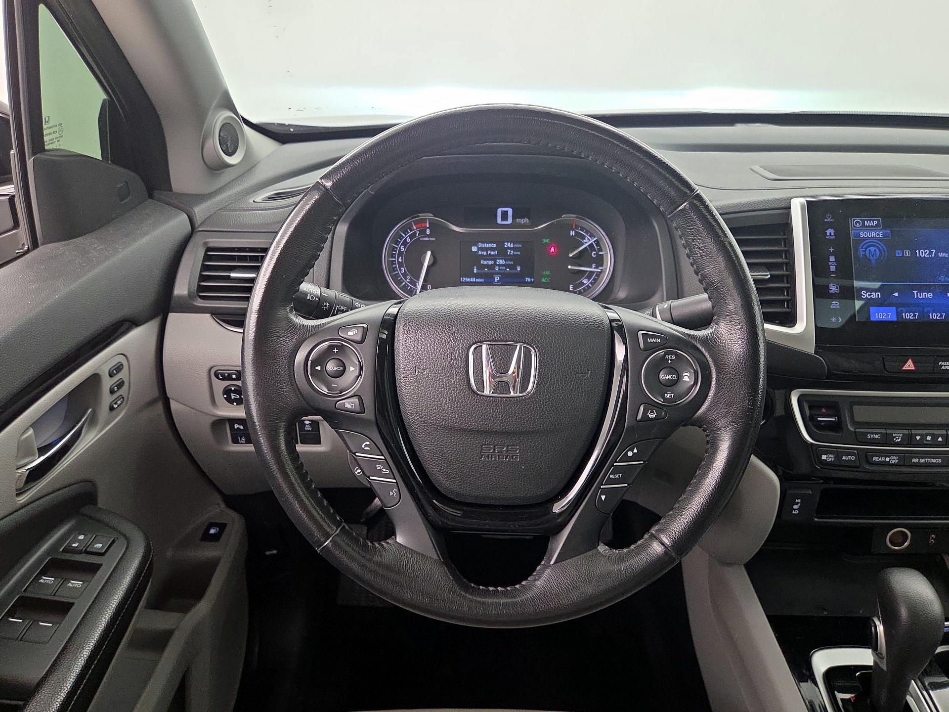 Thumbnail: 2017 Honda Ridgeline - 10