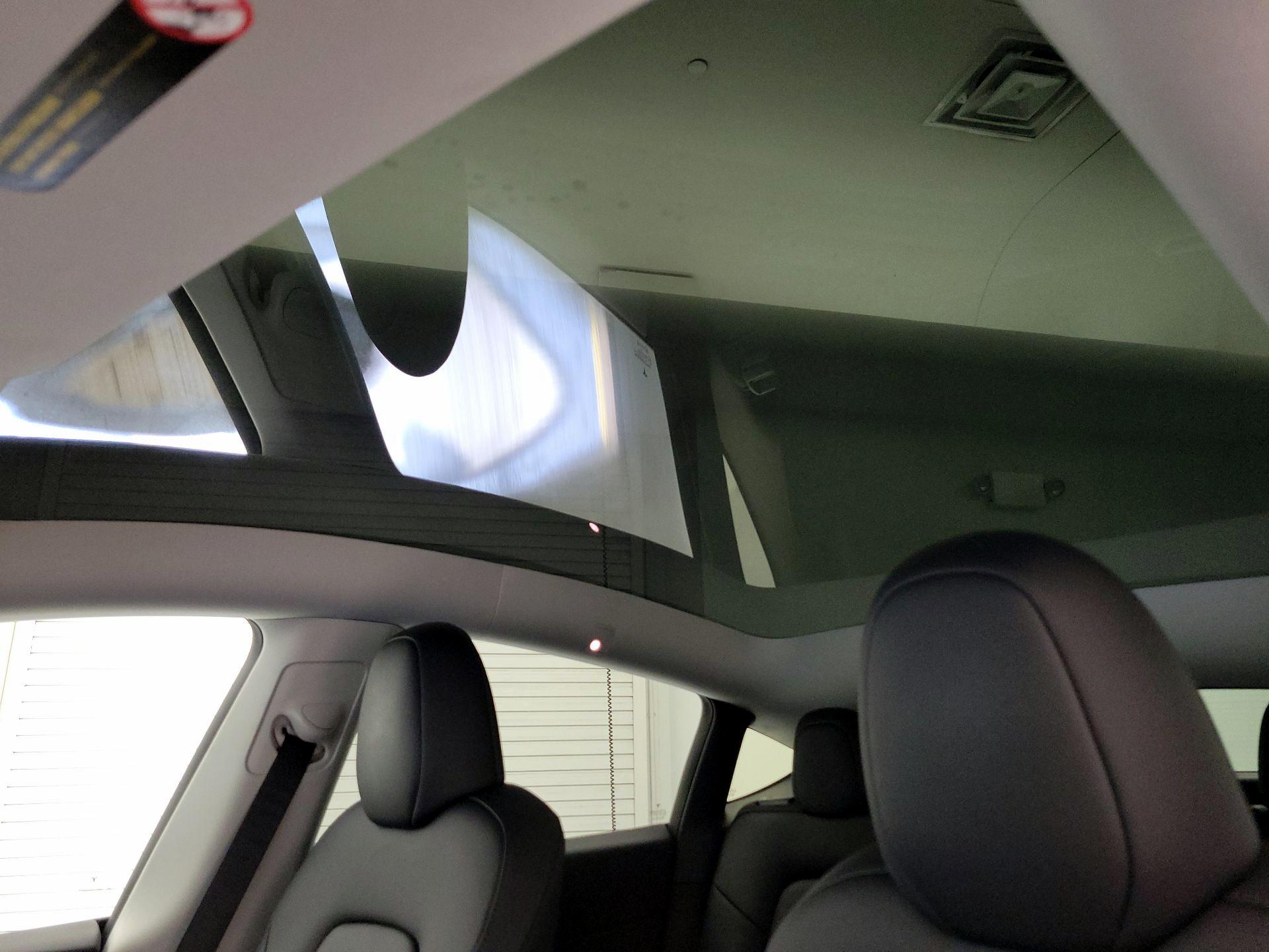 Thumbnail: 2023 Tesla Model Y - 17
