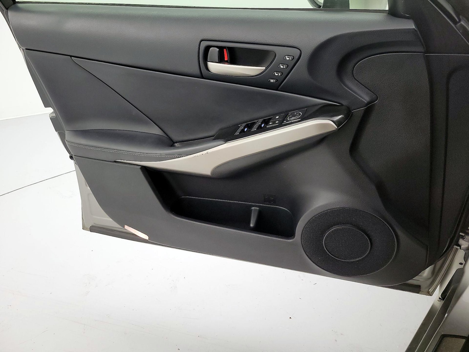 2018 Lexus IS 300 - Photo 13