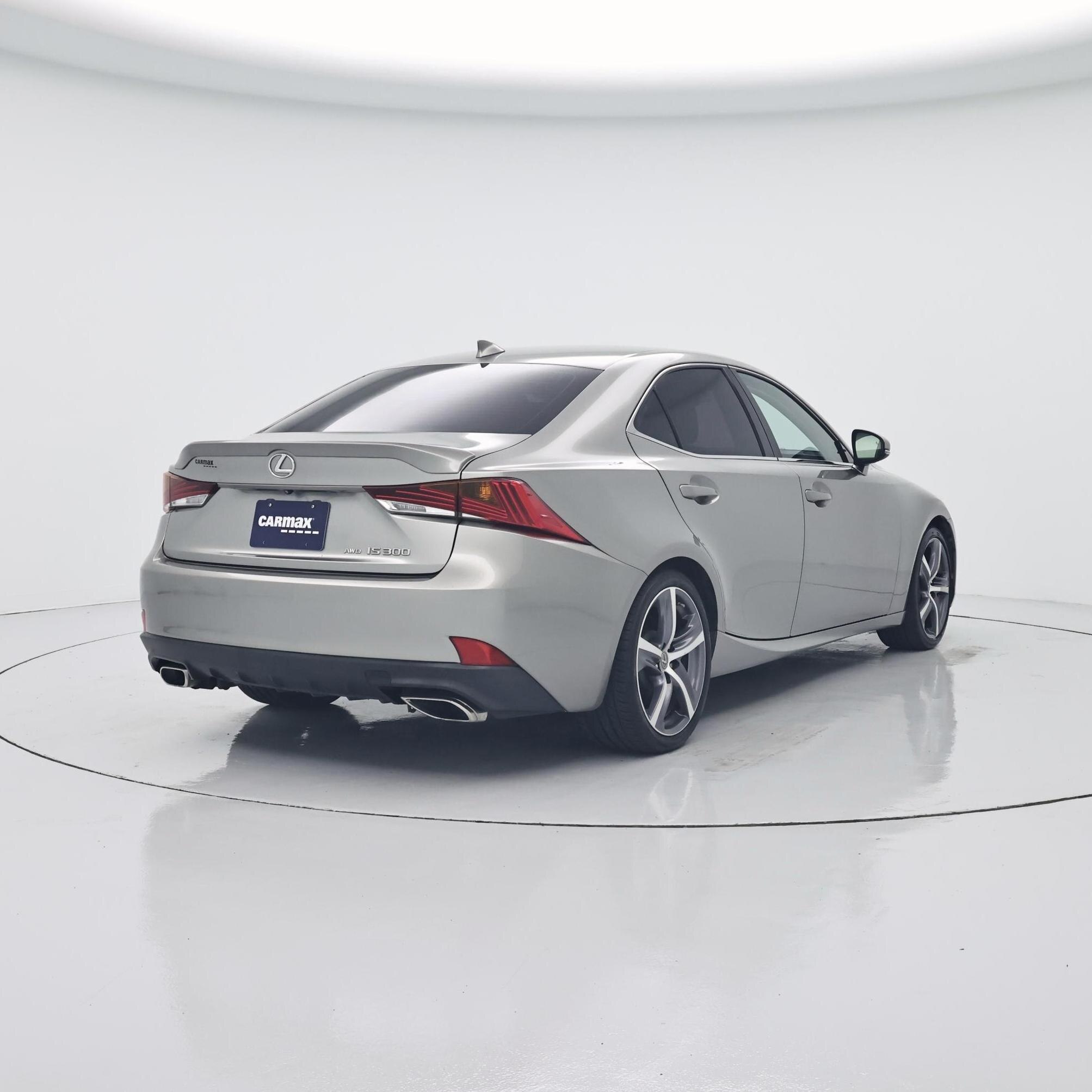 Thumbnail: 2018 Lexus IS - 8