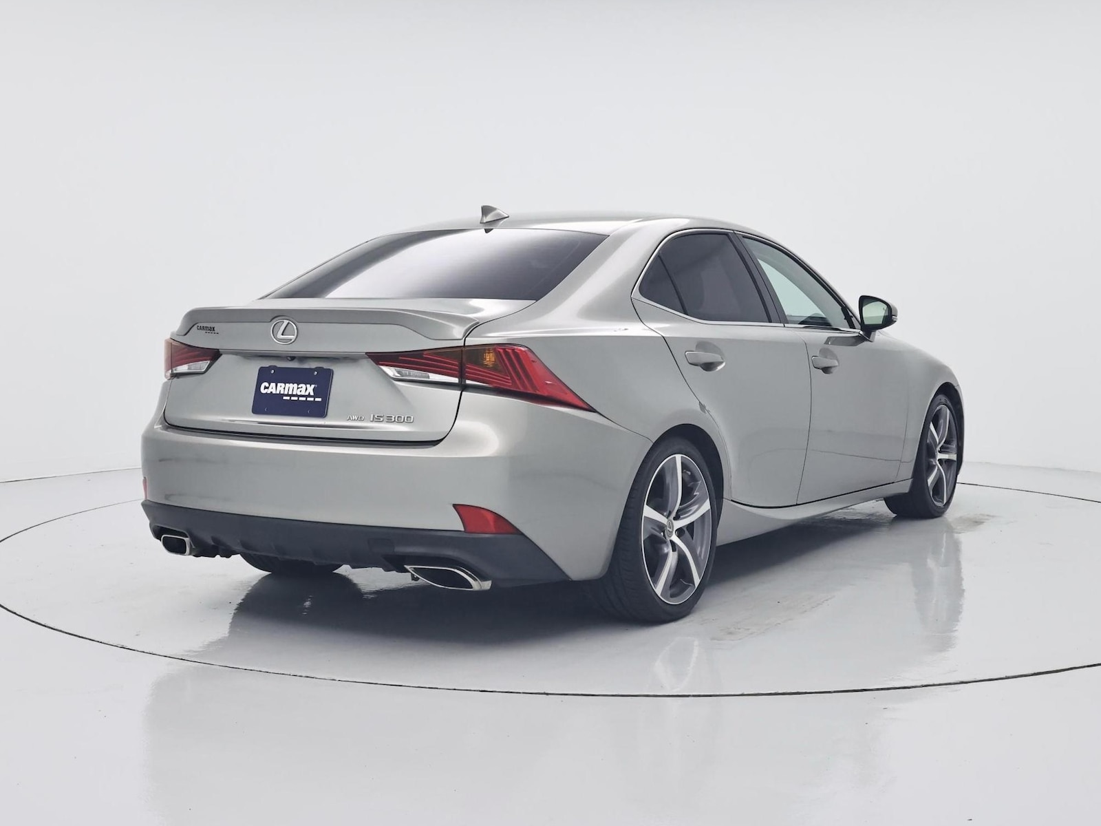 2018 Lexus IS 300 - Photo 9