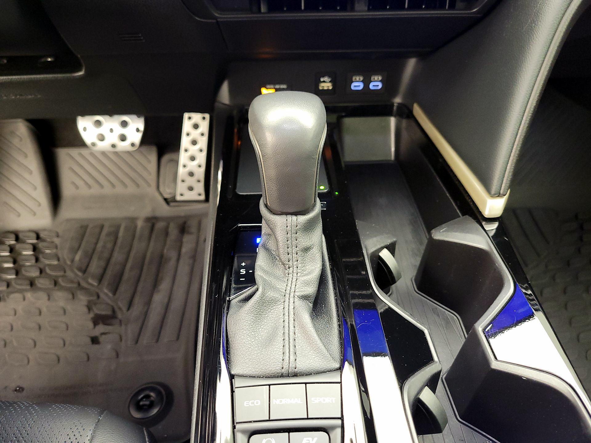 Thumbnail: 2025 Toyota Camry - 17