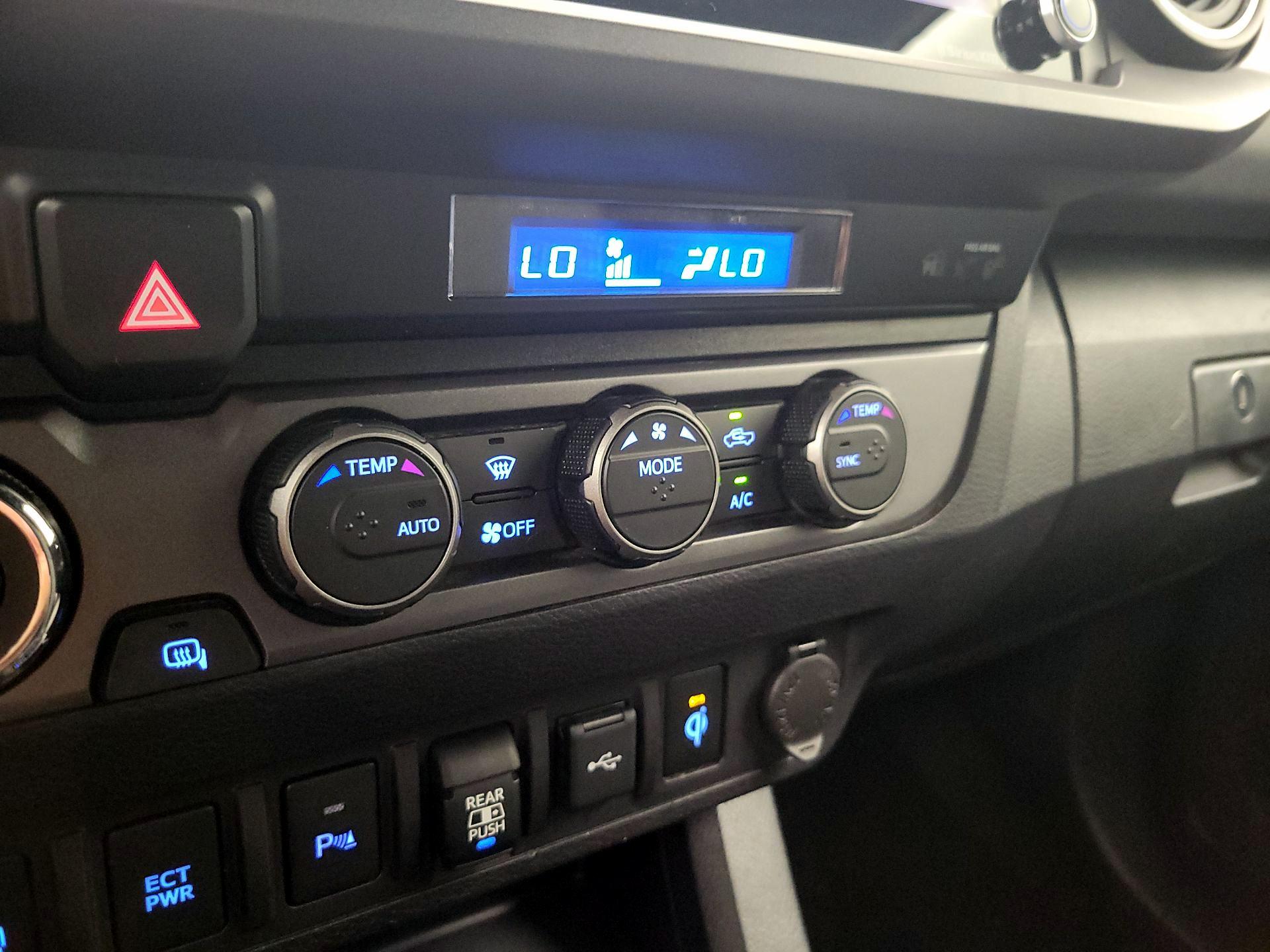 Thumbnail: 2021 Toyota Tacoma - 16
