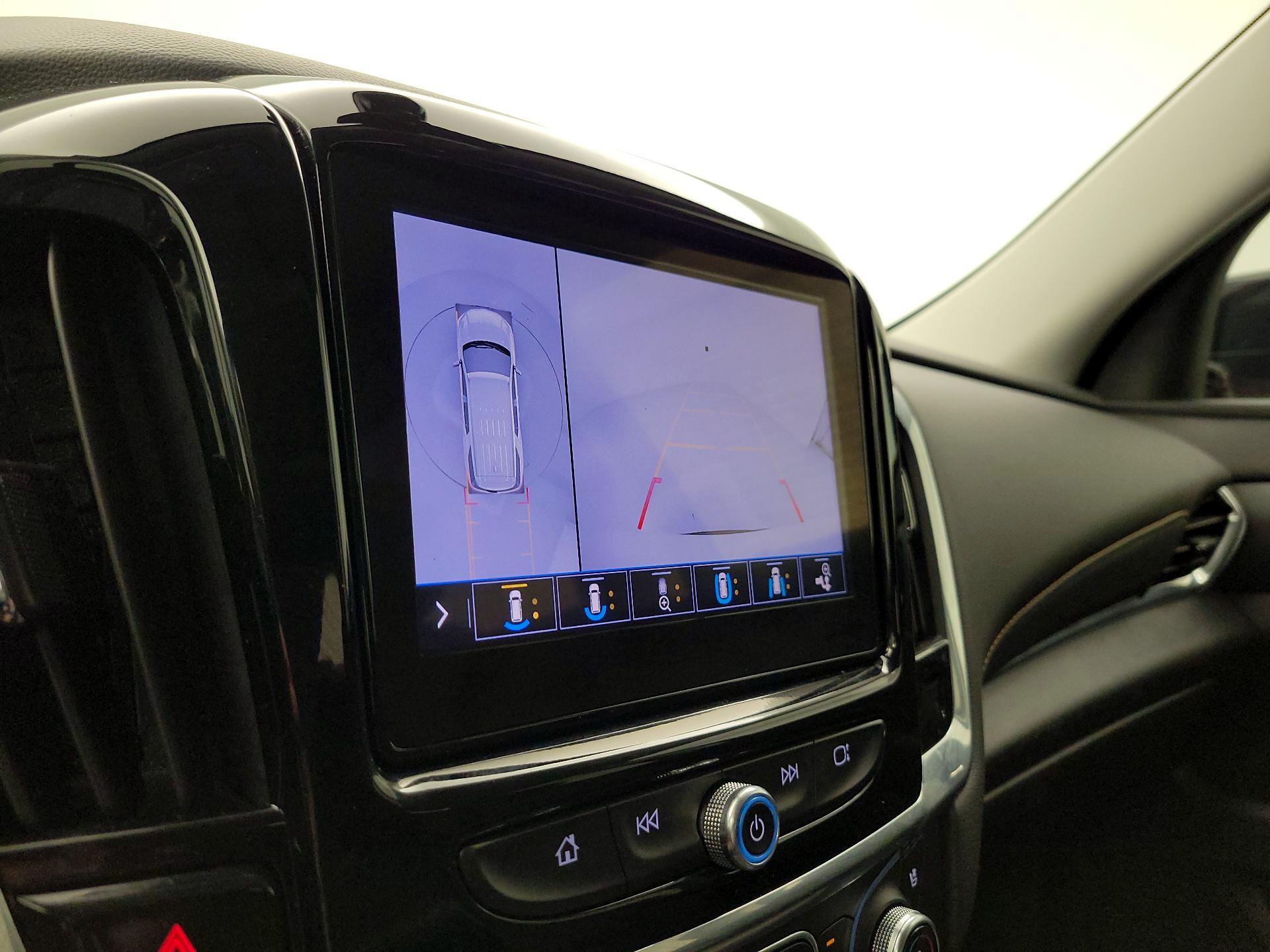 Thumbnail: 2020 Chevrolet Traverse - 15