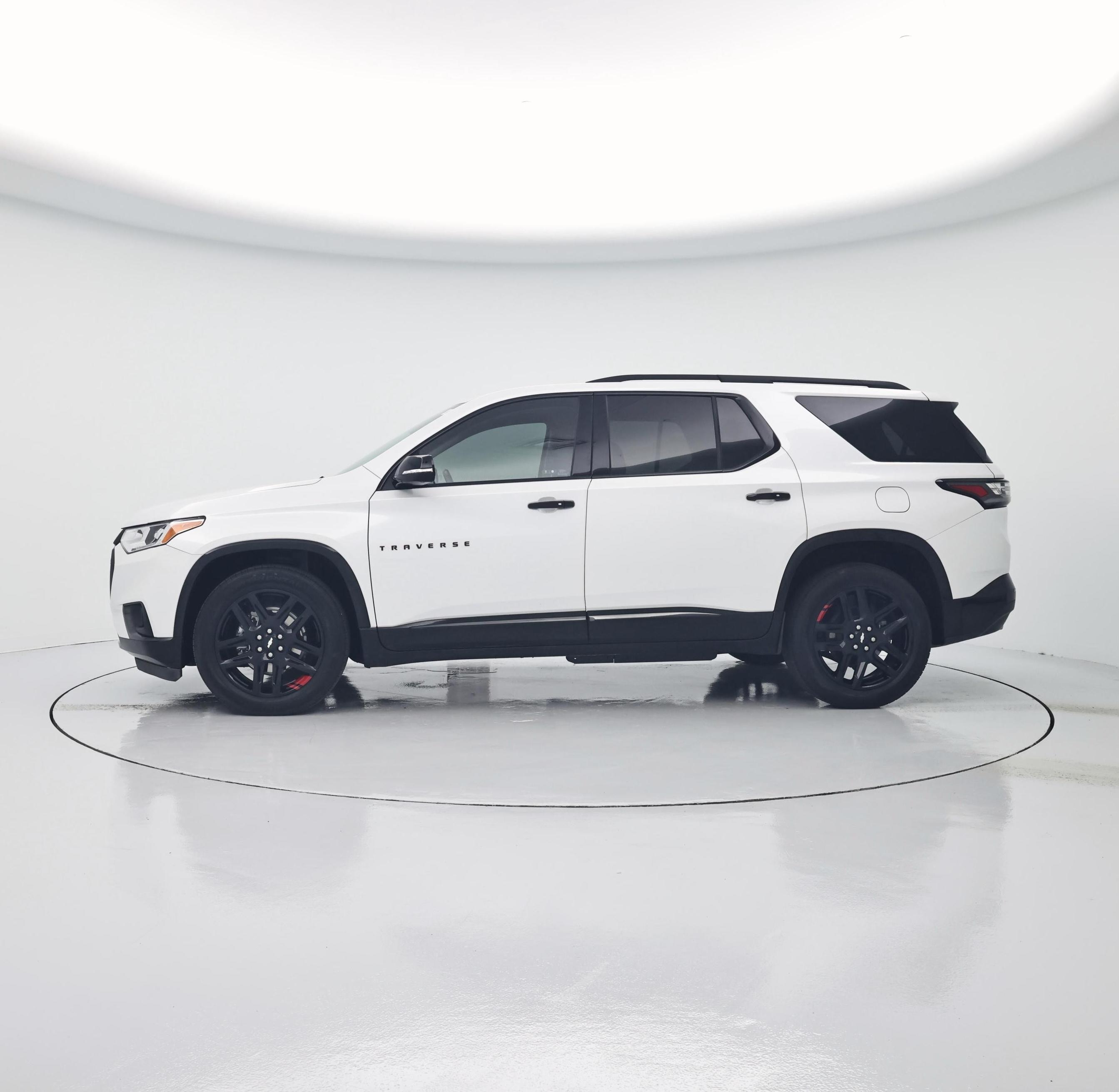 Thumbnail: 2020 Chevrolet Traverse - 3