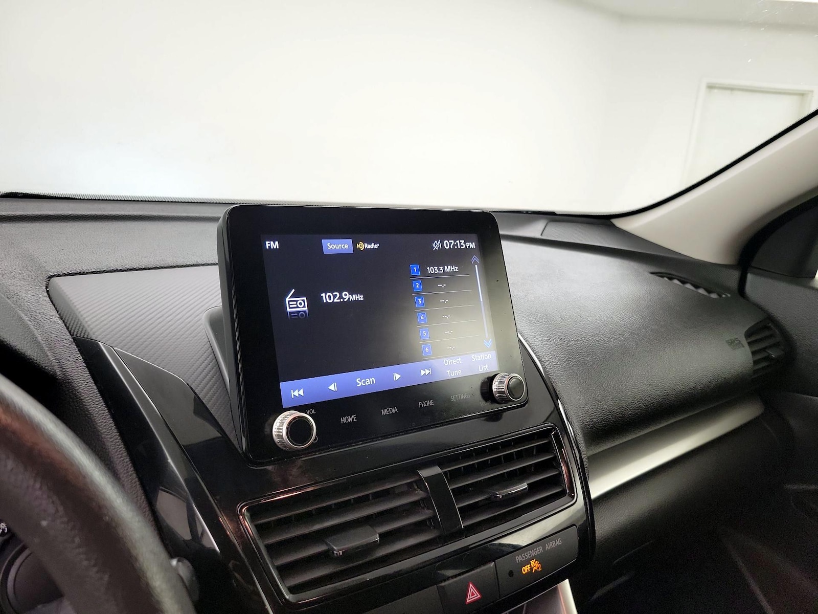 2022 Mitsubishi Eclipse Cross LE - Photo 16