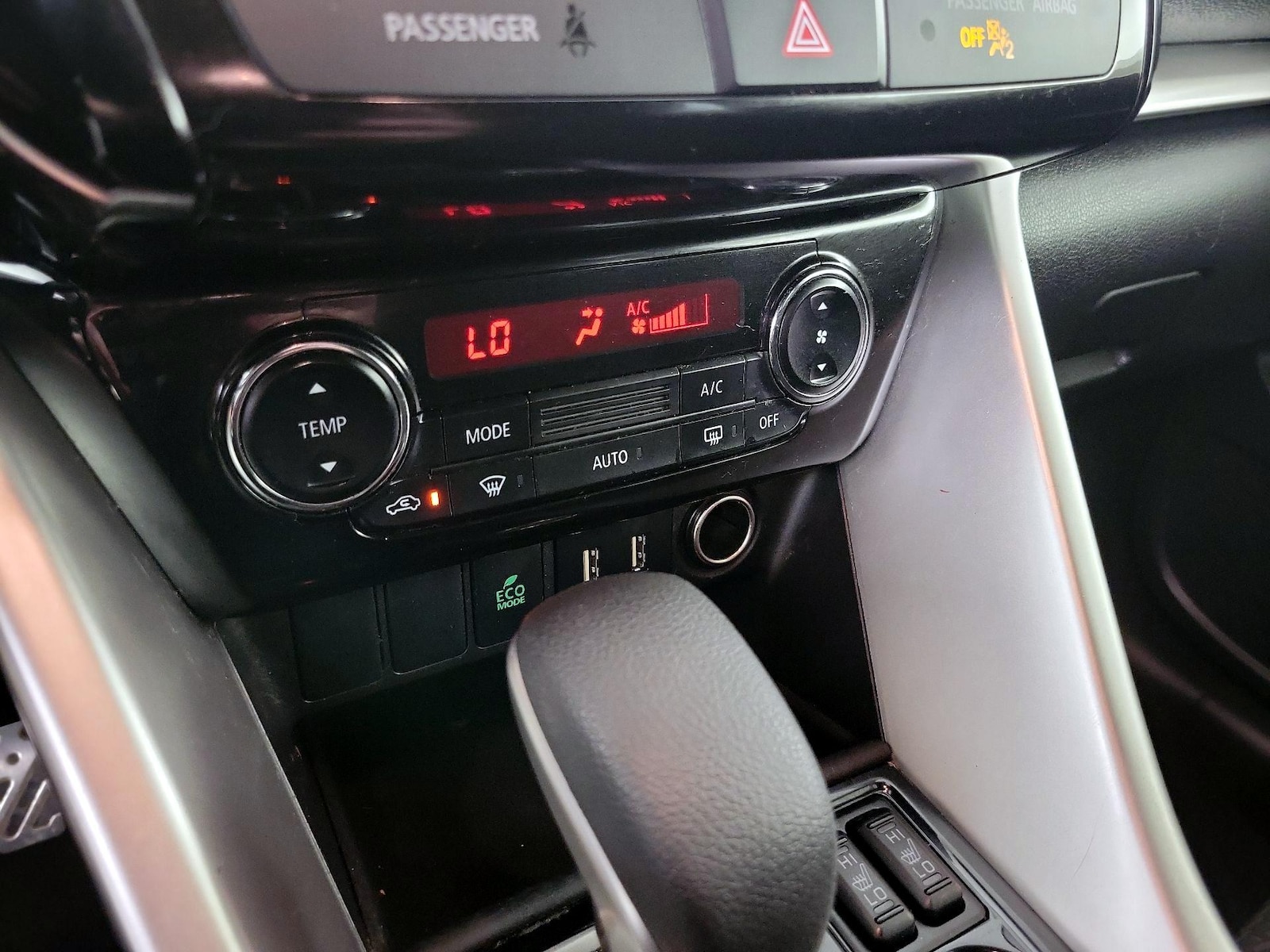 2022 Mitsubishi Eclipse Cross LE - Photo 17