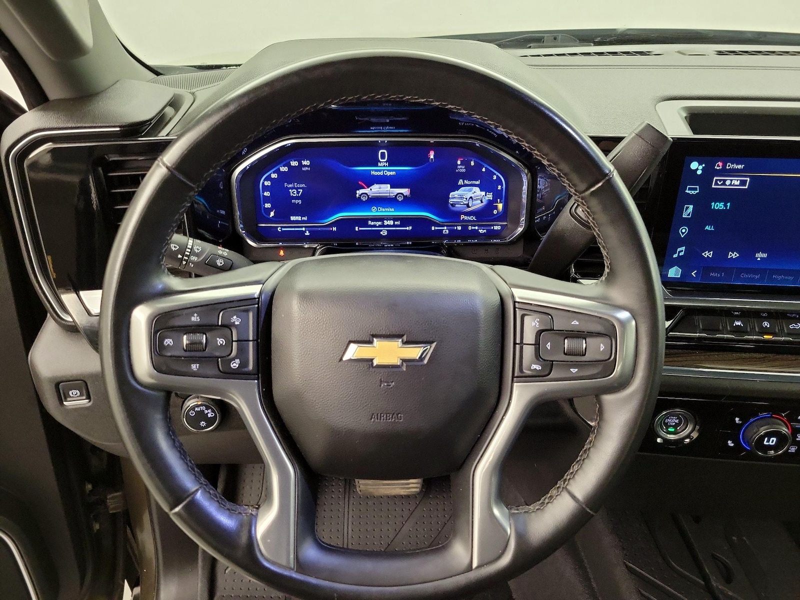 2024 Chevrolet Silverado 1500 LT - Photo 11