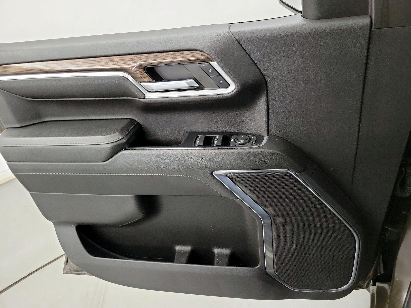 2024 Chevrolet Silverado 1500 LT - Photo 13