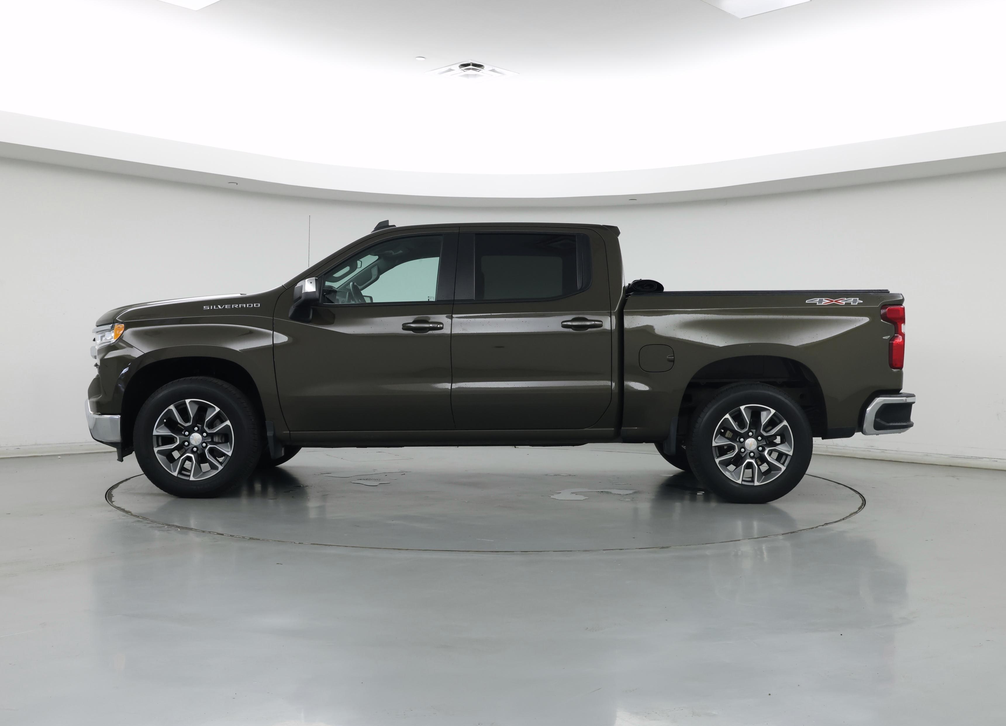 Thumbnail: 2024 Chevrolet Silverado 1500 - 3