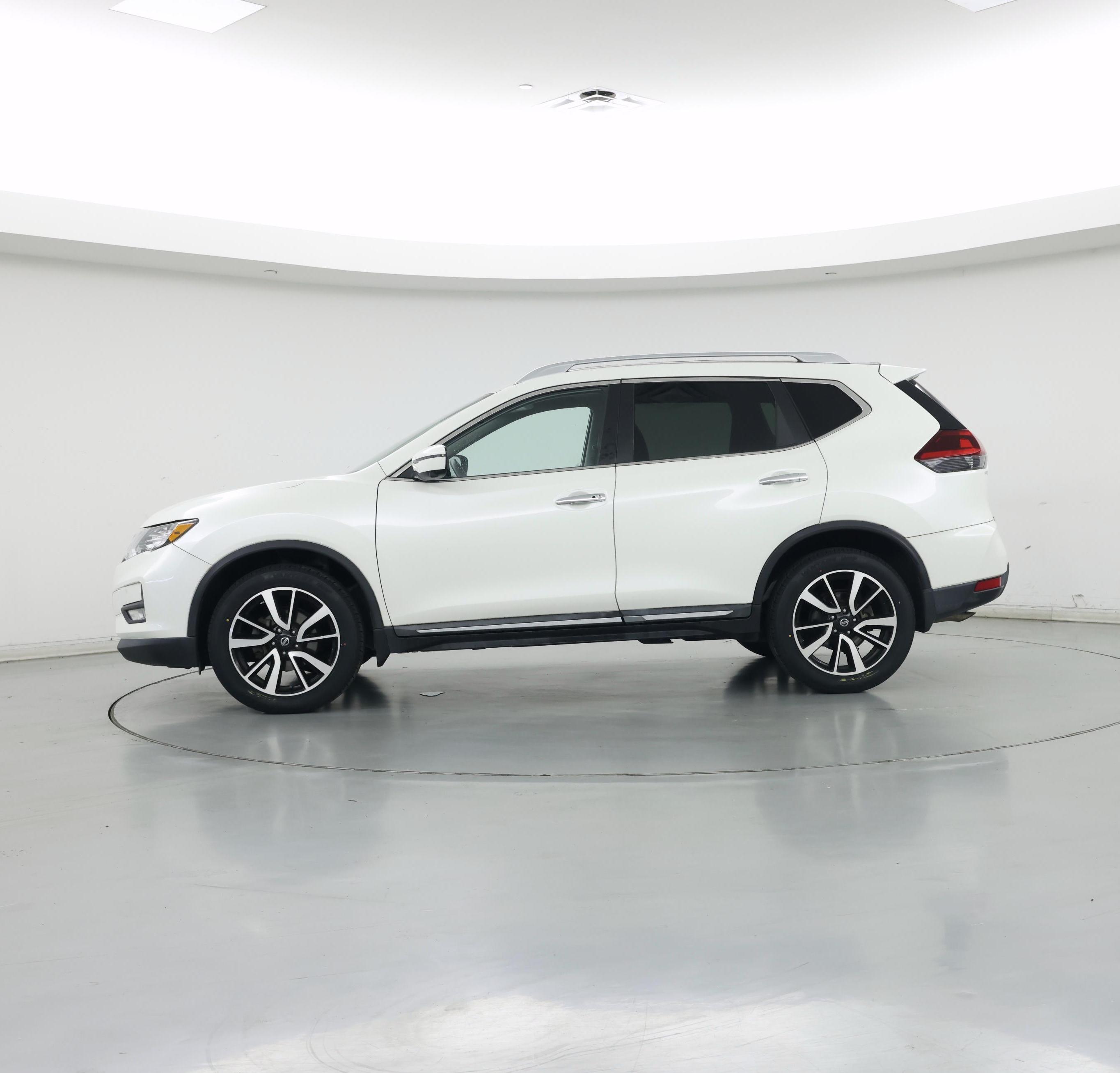 Thumbnail: 2020 Nissan Rogue - 3