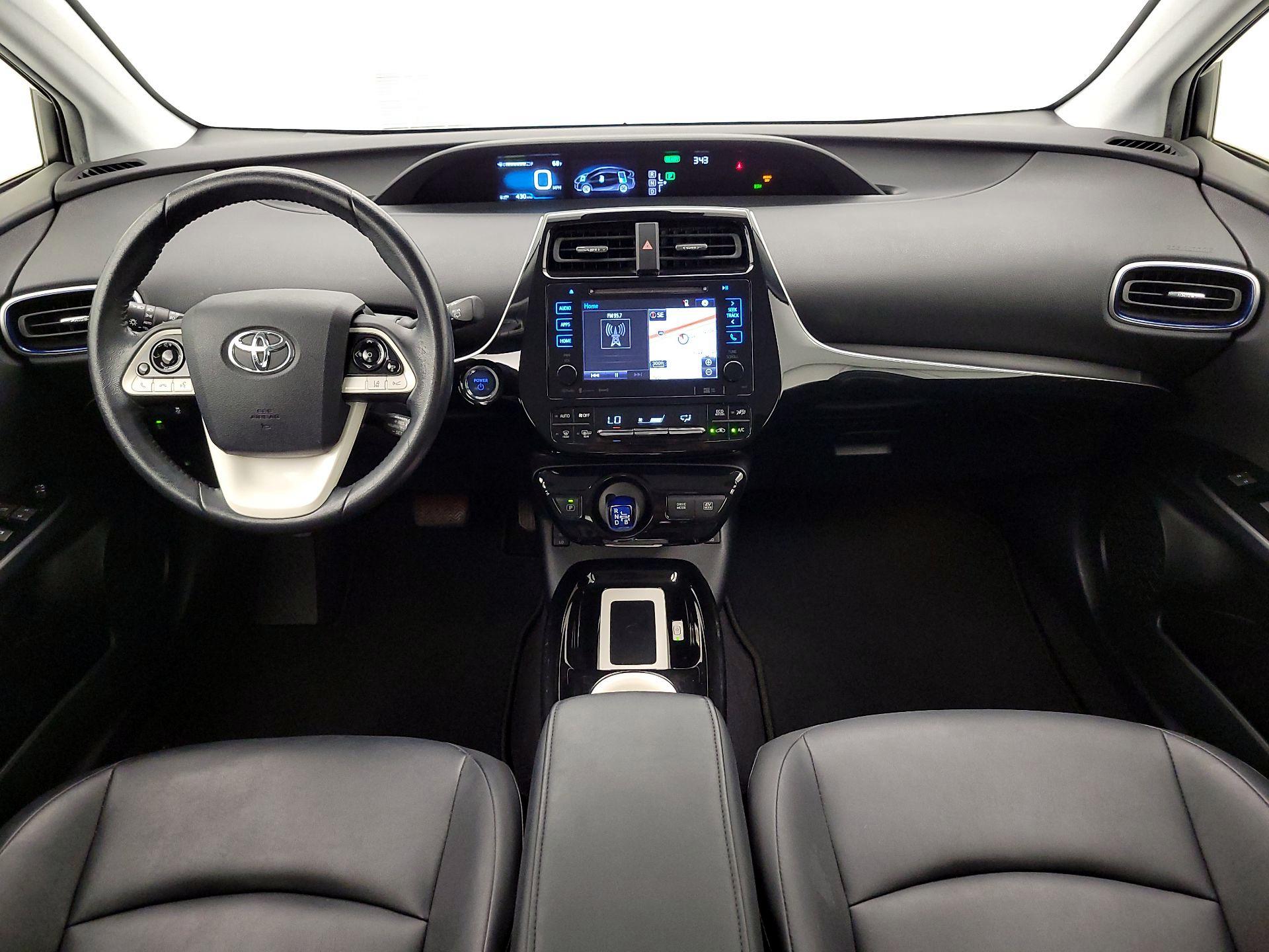Thumbnail: 2016 Toyota Prius - 9