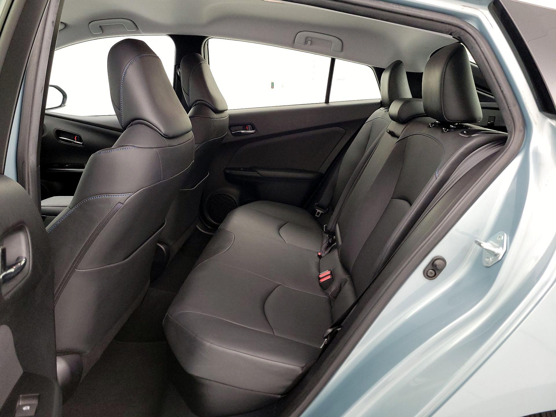 Thumbnail: 2016 Toyota Prius - 20