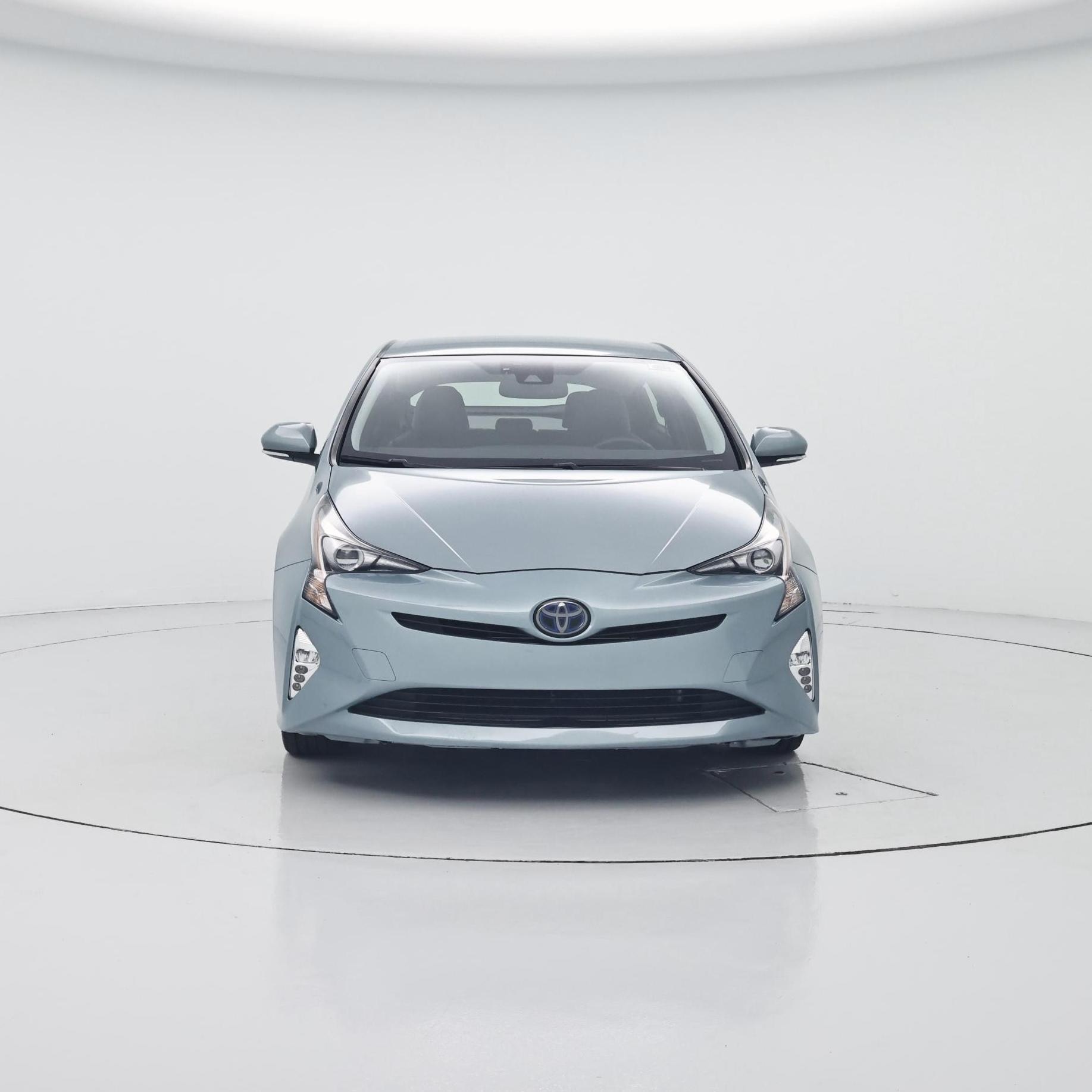 Thumbnail: 2016 Toyota Prius - 5