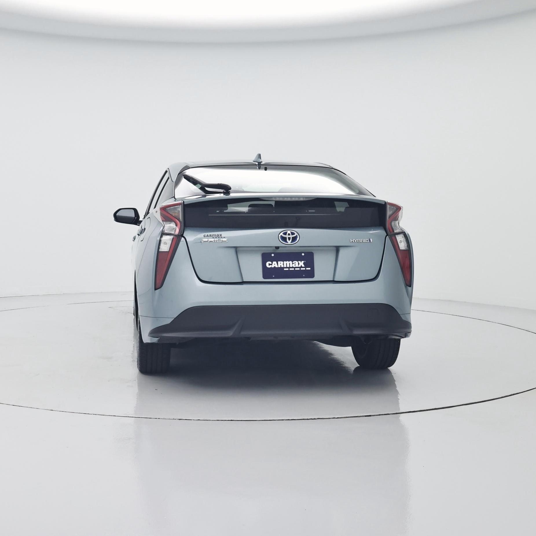 Thumbnail: 2016 Toyota Prius - 6