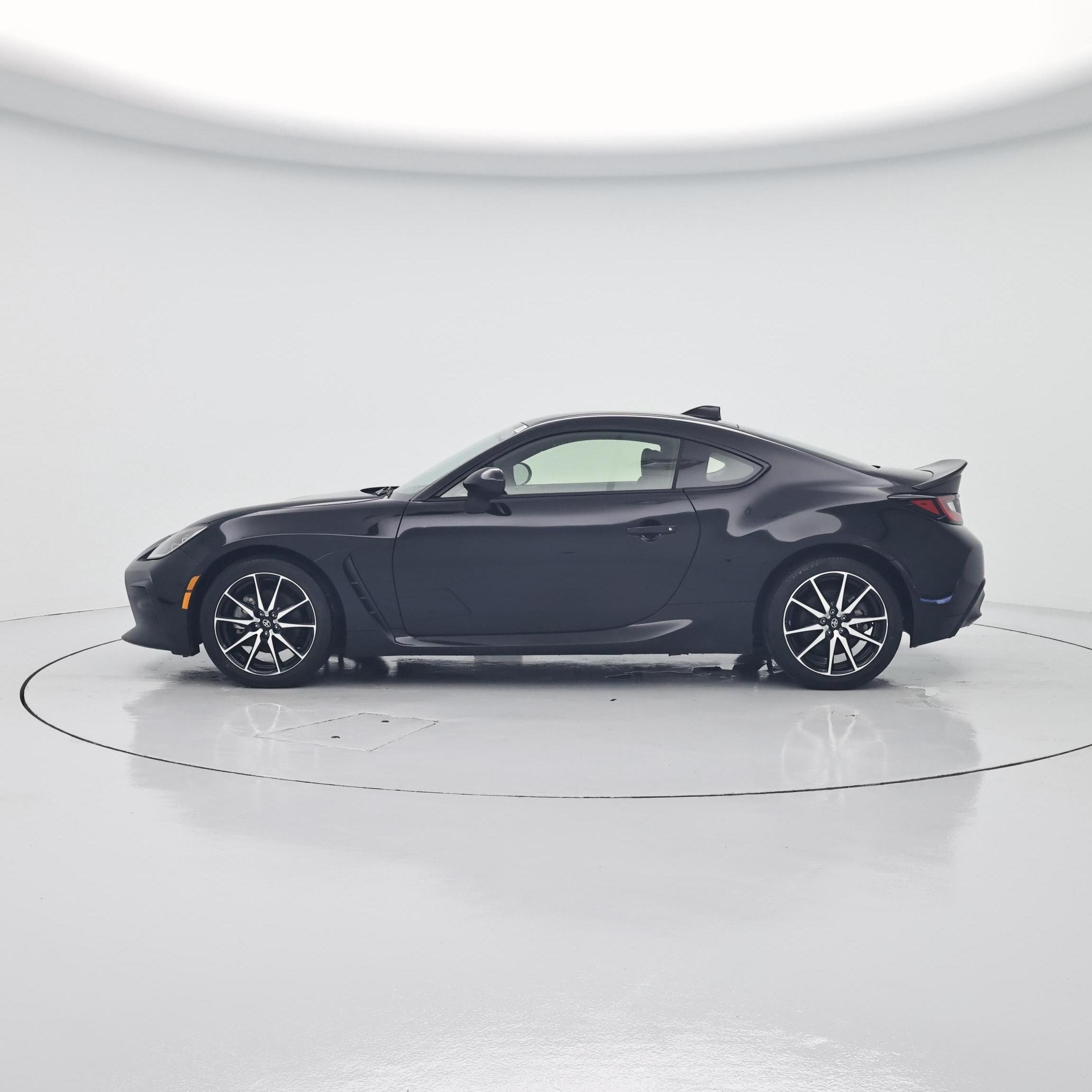 Thumbnail: 2023 Toyota GR86 - 3