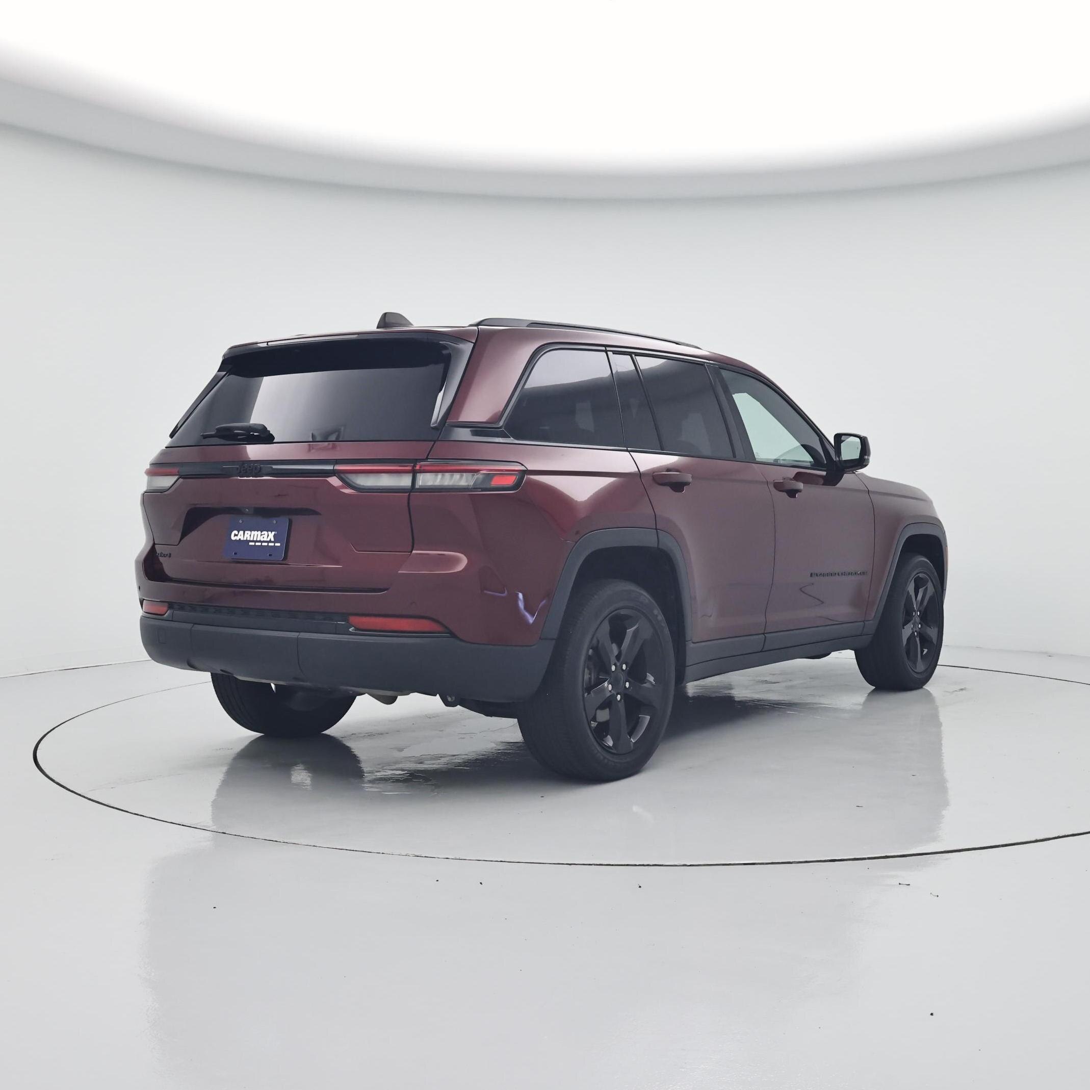 Thumbnail: 2023 Jeep Grand Cherokee - 8