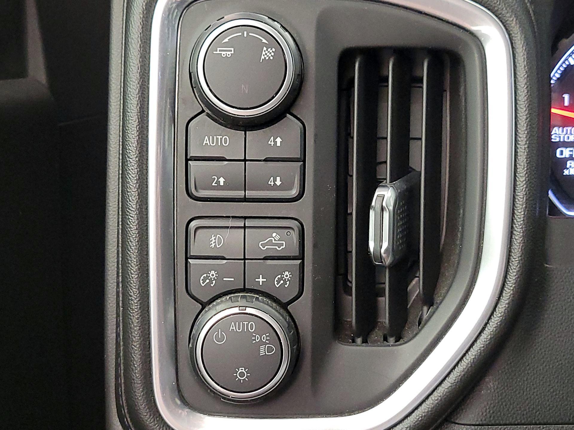 Thumbnail: 2019 Chevrolet Silverado 1500 - 13