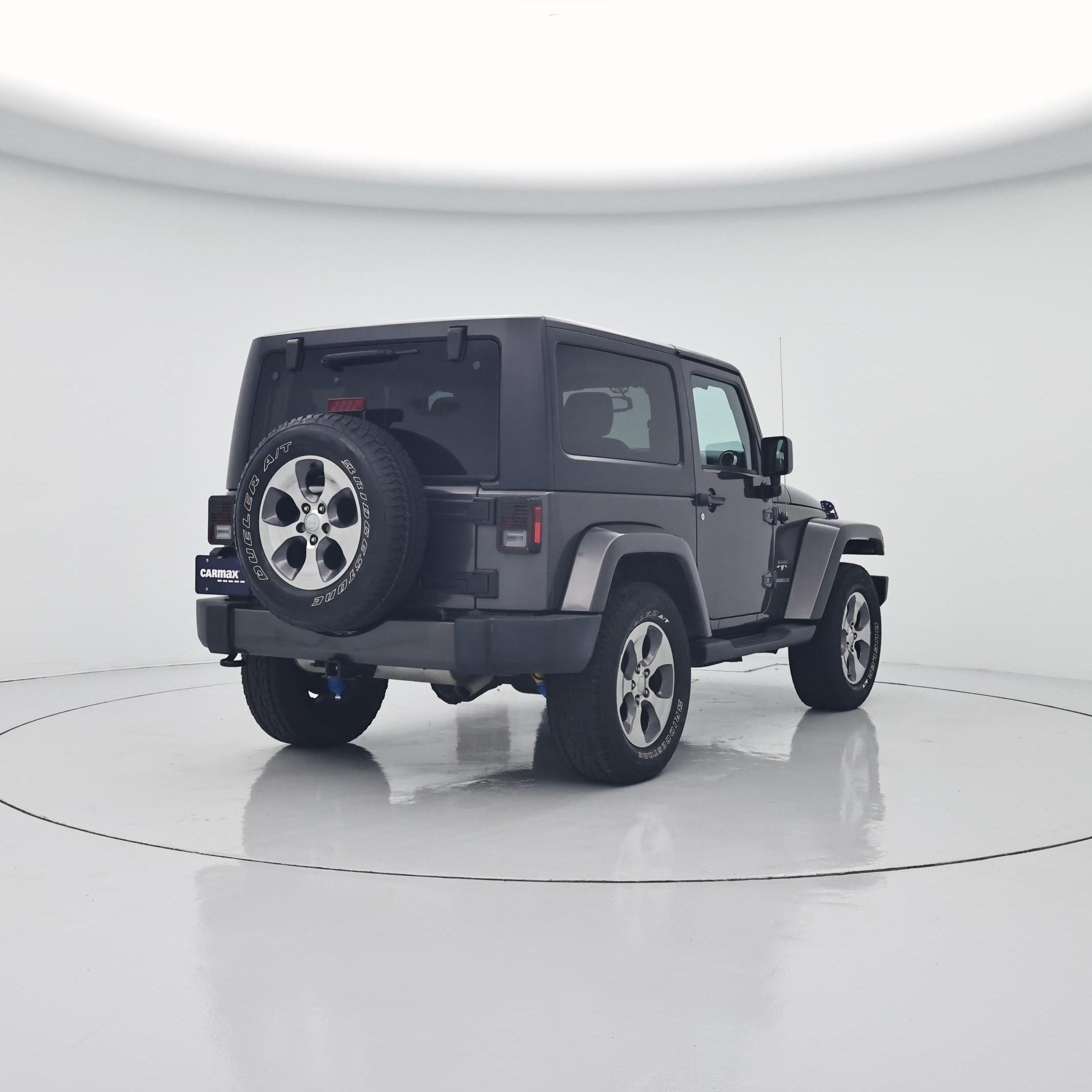 Thumbnail: 2016 Jeep Wrangler - 8