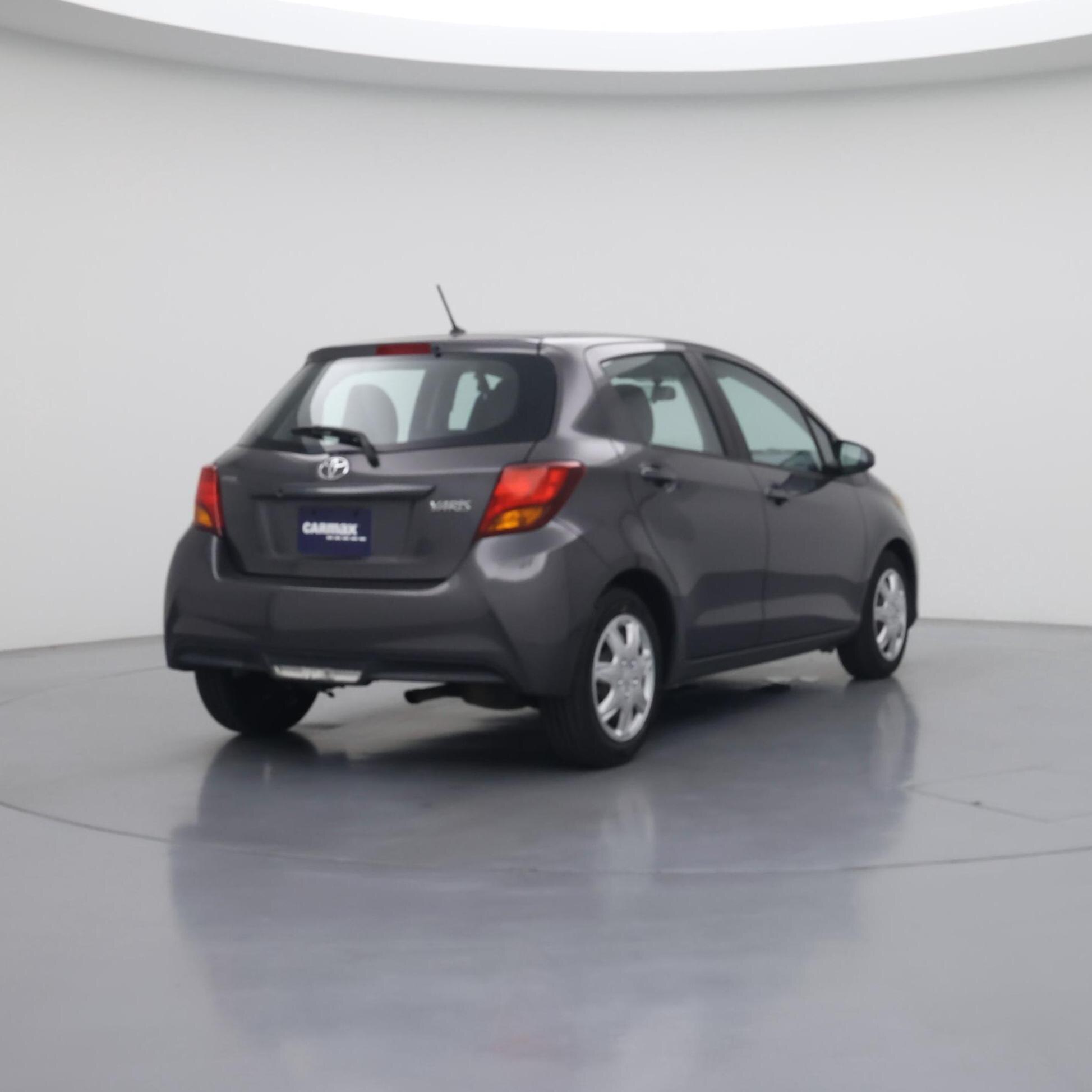 Thumbnail: 2015 Toyota Yaris - 8