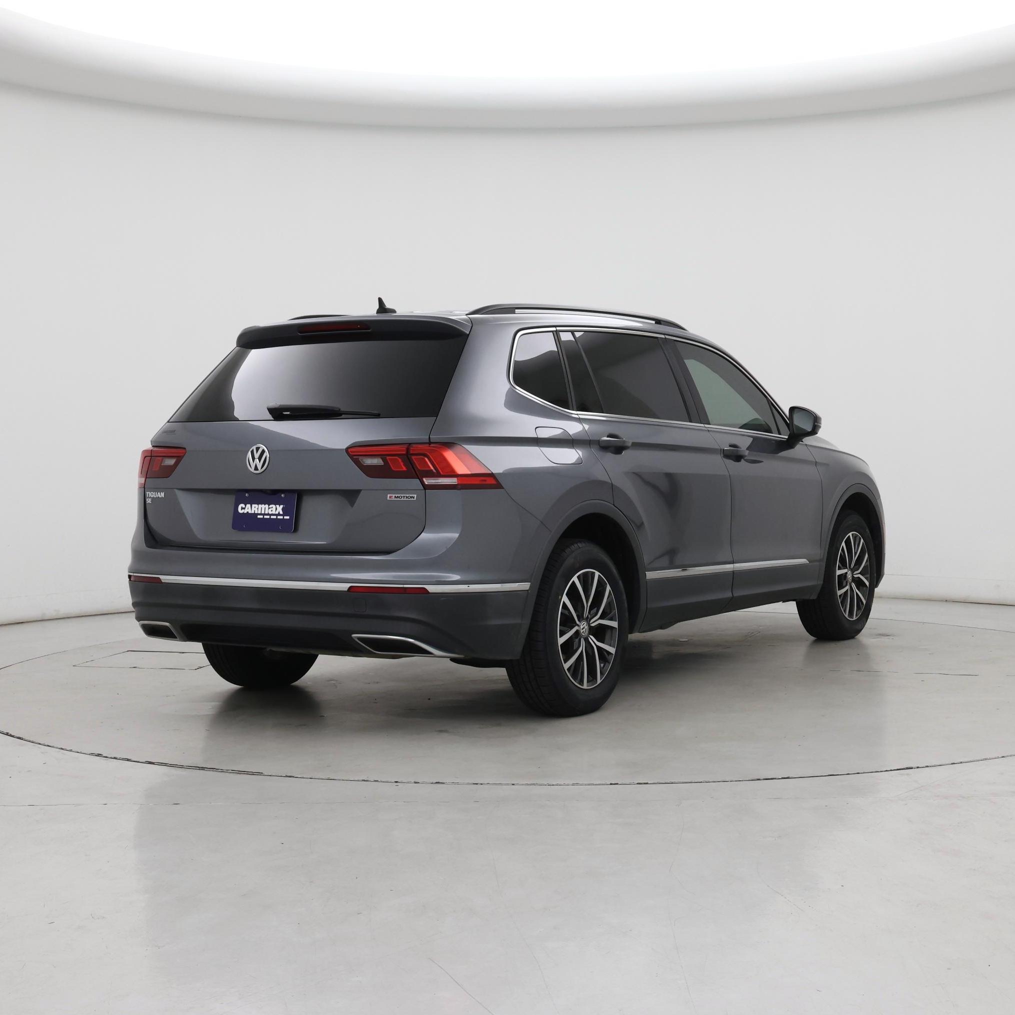Thumbnail: 2020 Volkswagen Tiguan - 8