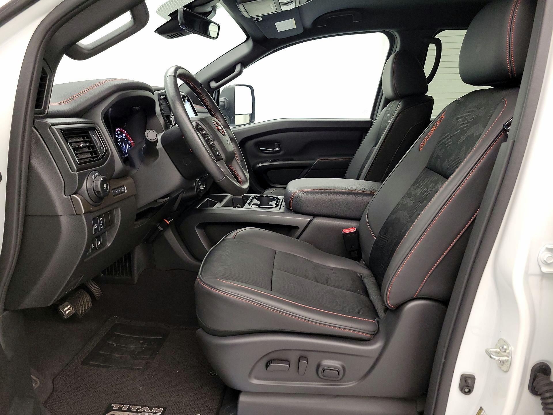 Thumbnail: 2024 Nissan Titan - 11