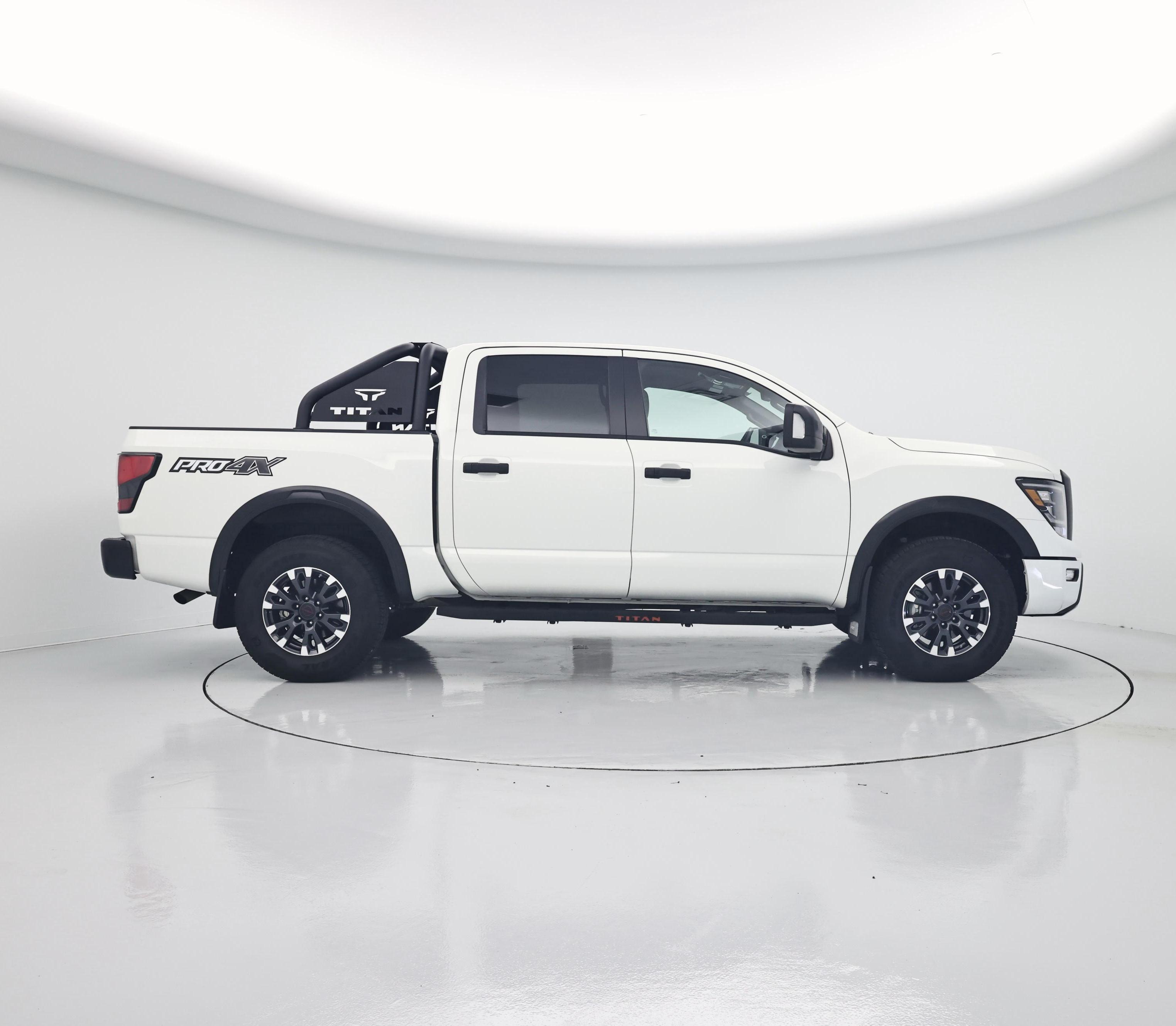 Thumbnail: 2024 Nissan Titan - 7