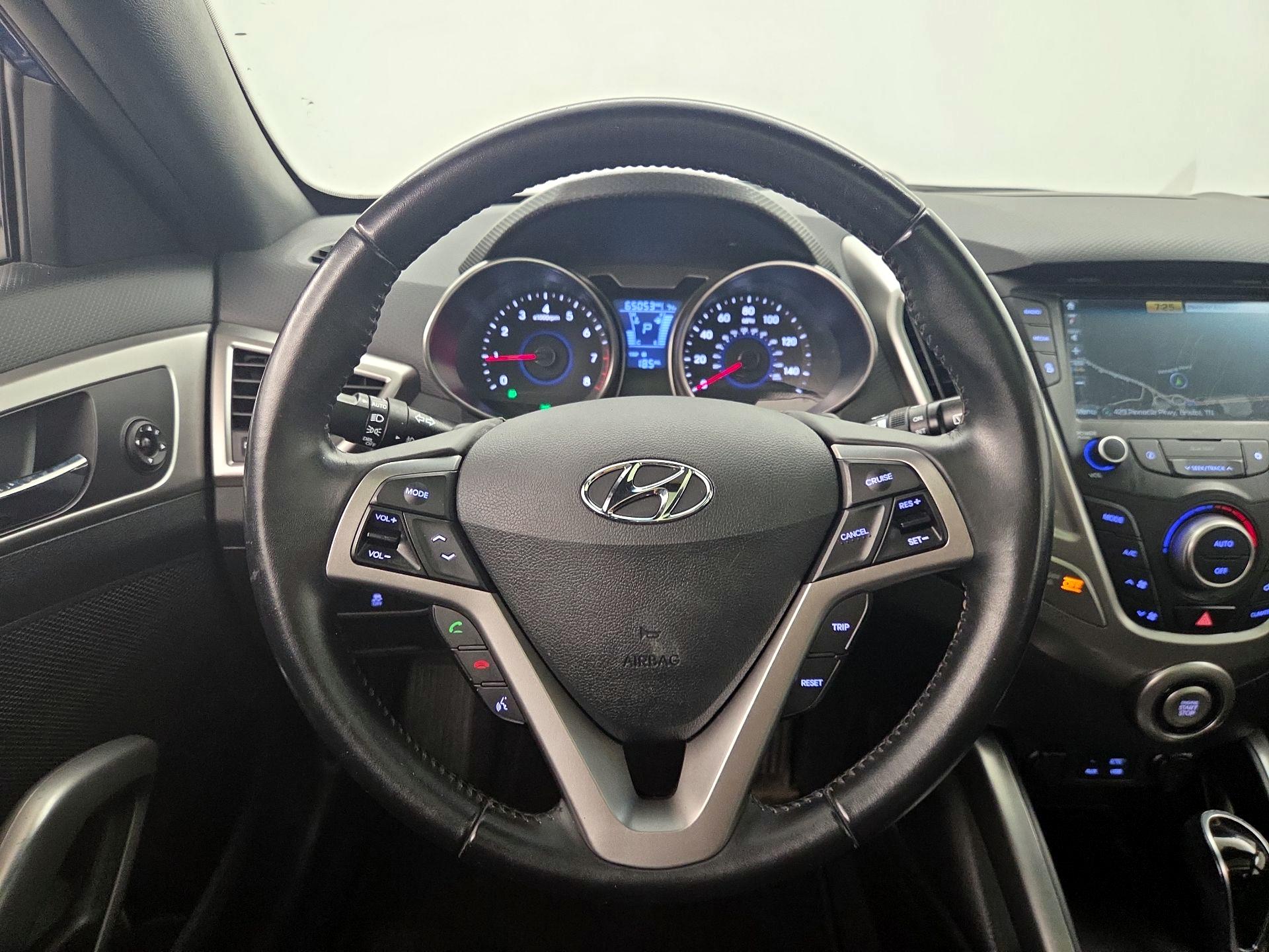 Thumbnail: 2017 Hyundai Veloster - 10