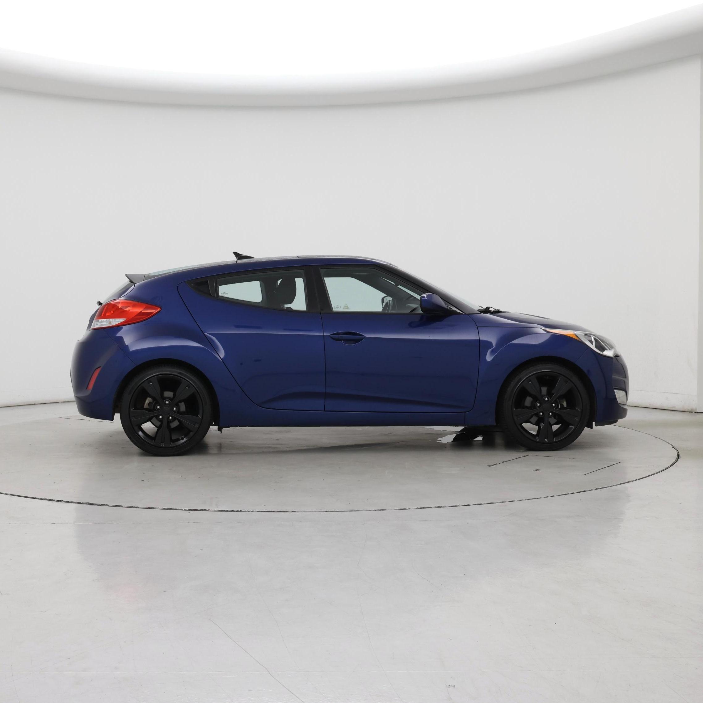 Thumbnail: 2017 Hyundai Veloster - 7