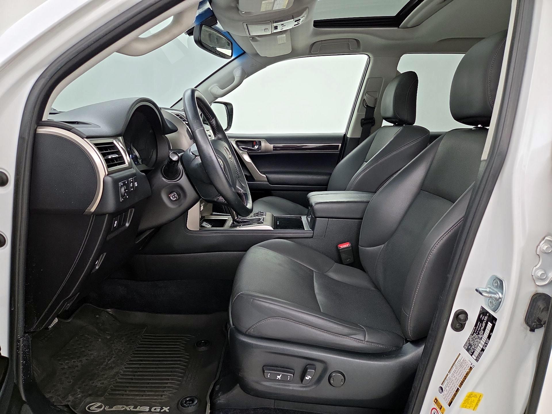 Thumbnail: 2019 Lexus GX - 11