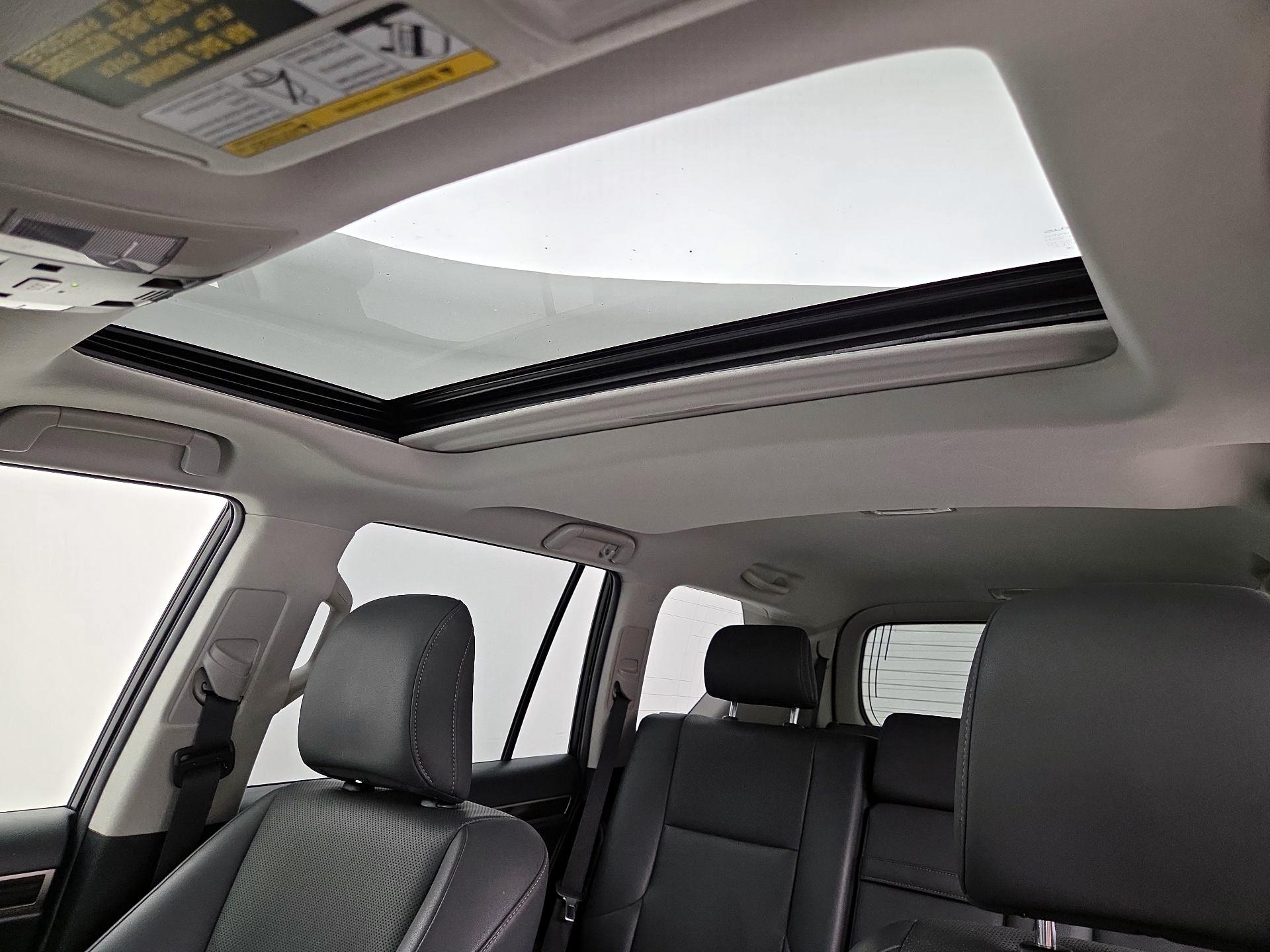 Thumbnail: 2019 Lexus GX - 19