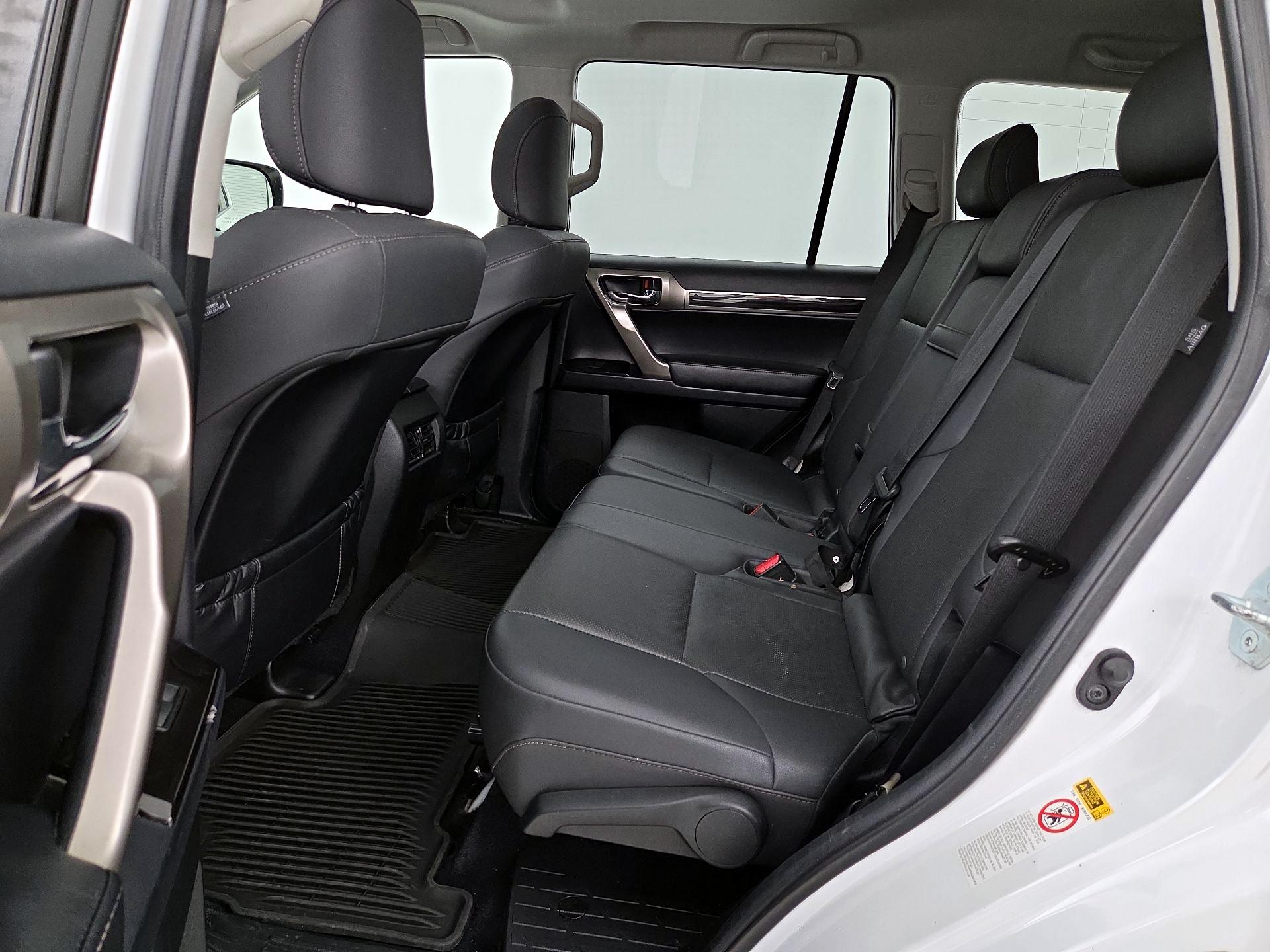 Thumbnail: 2019 Lexus GX - 20