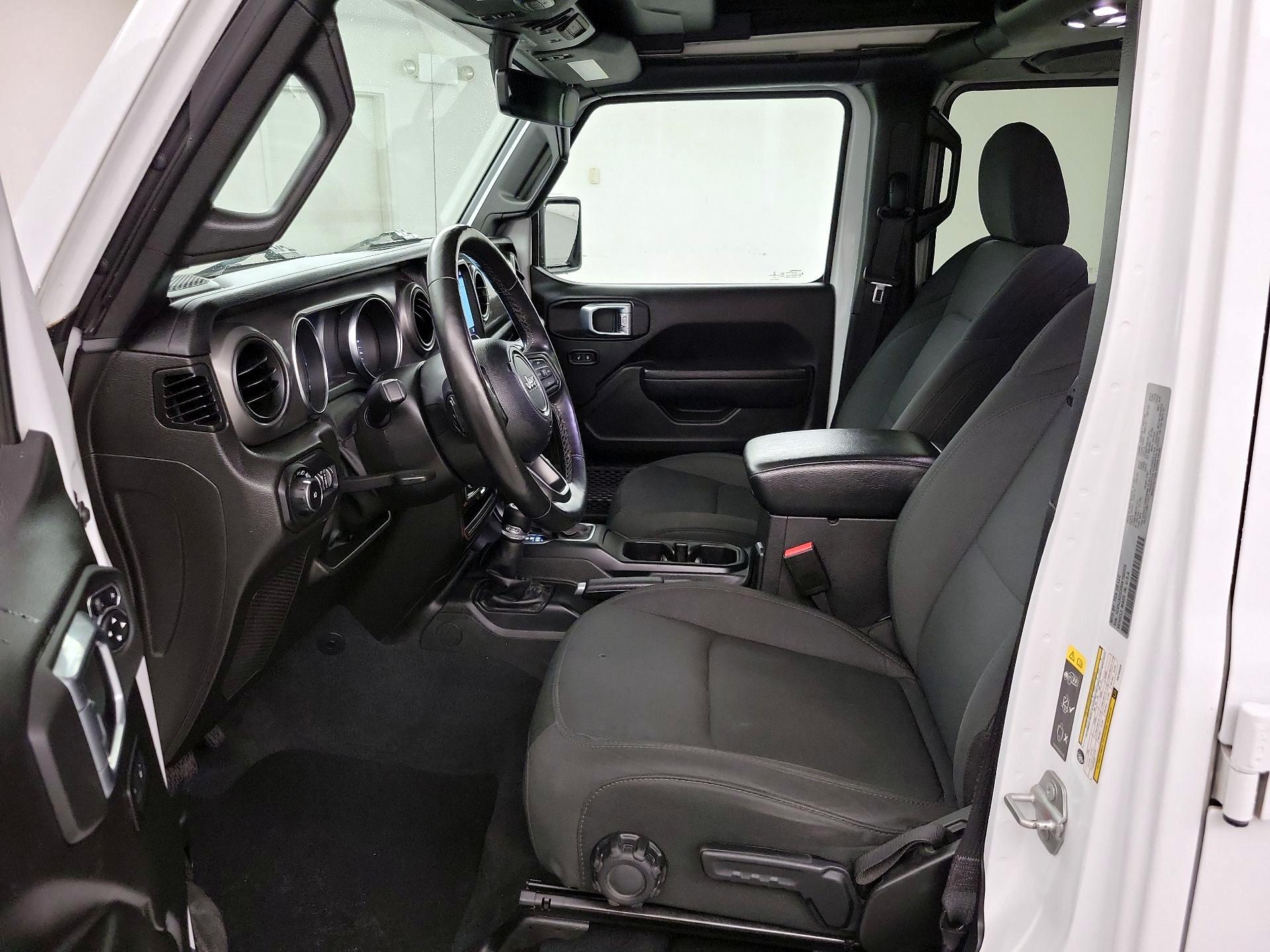 Thumbnail: 2022 Jeep Wrangler - 11