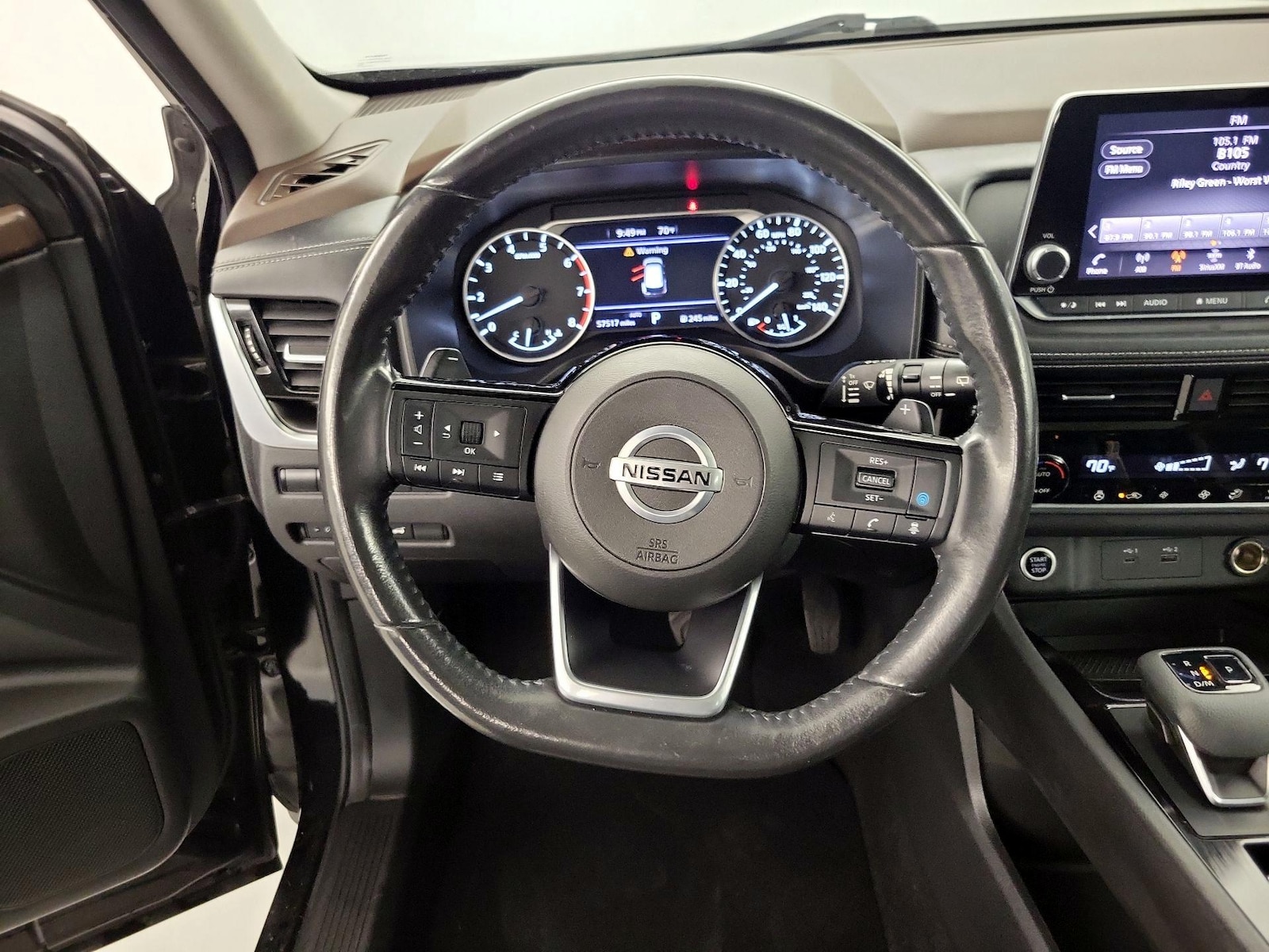2021 Nissan Rogue SV - Photo 11