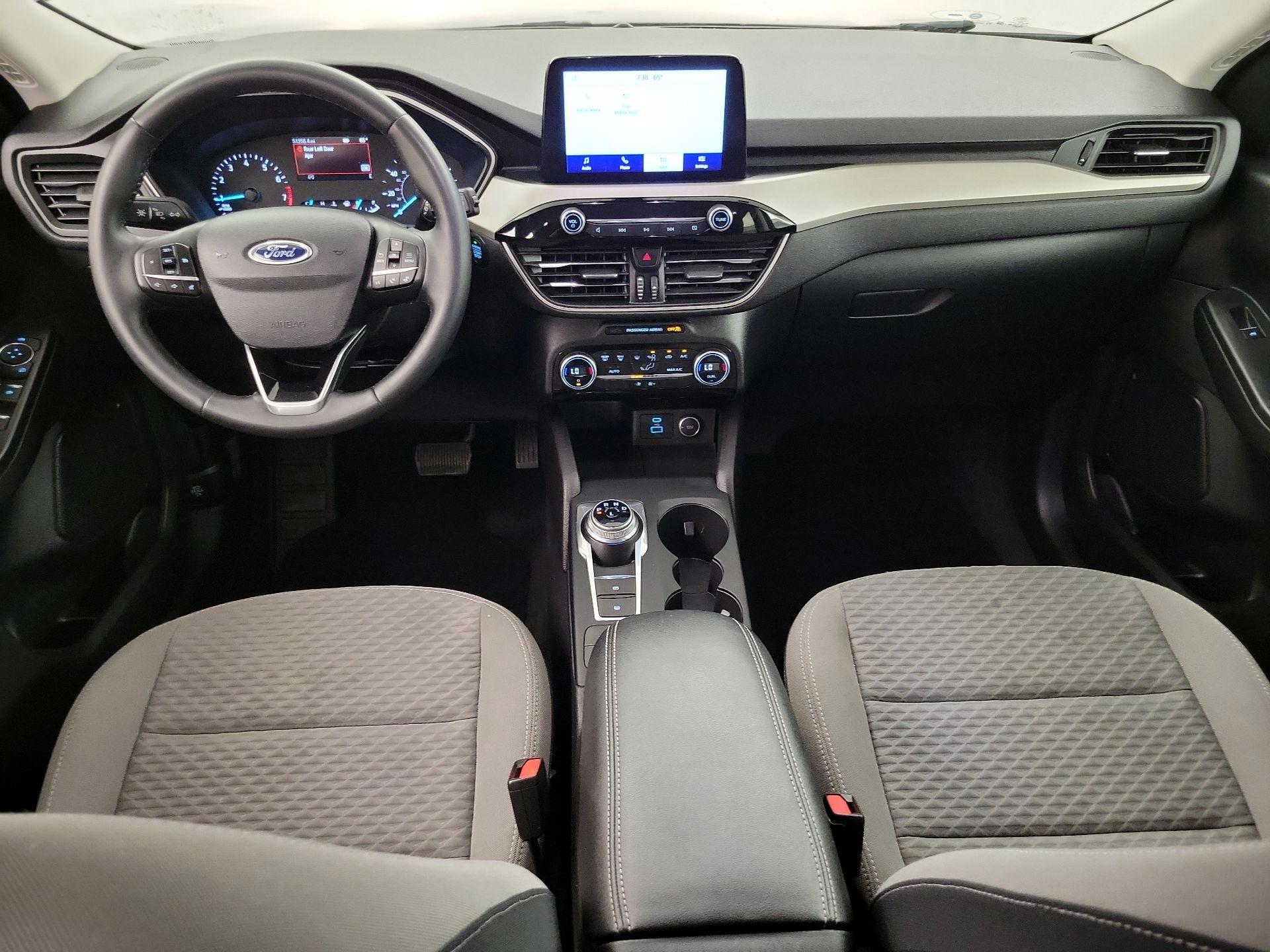 Thumbnail: 2021 Ford Escape - 9