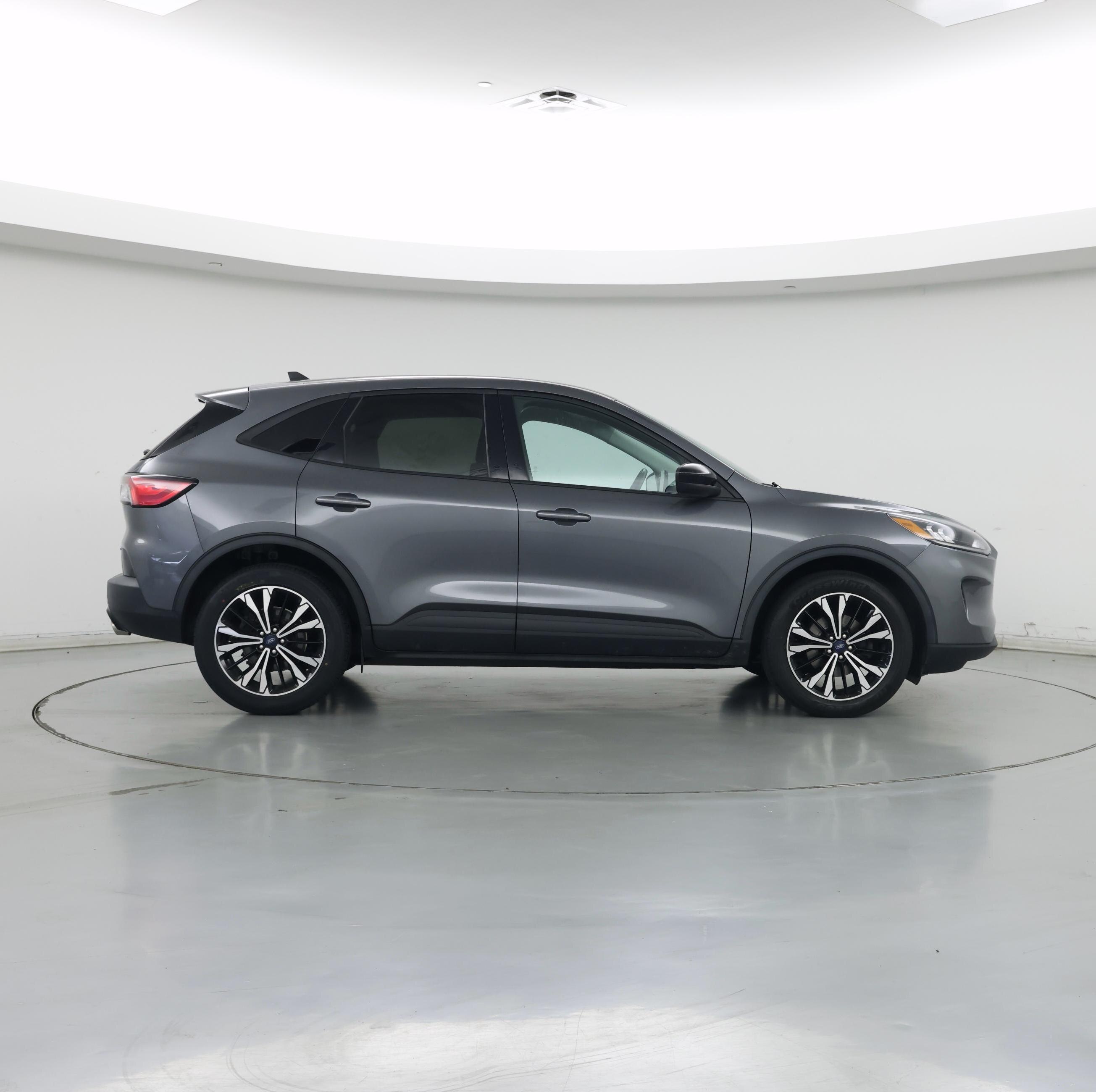 Thumbnail: 2021 Ford Escape - 7