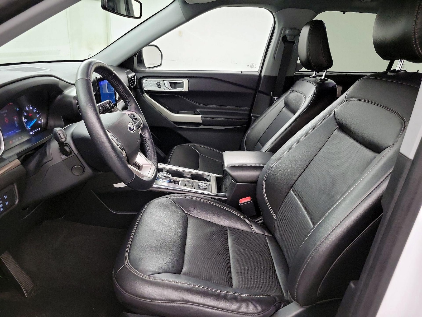 2022 Ford Explorer Limited - Photo 12