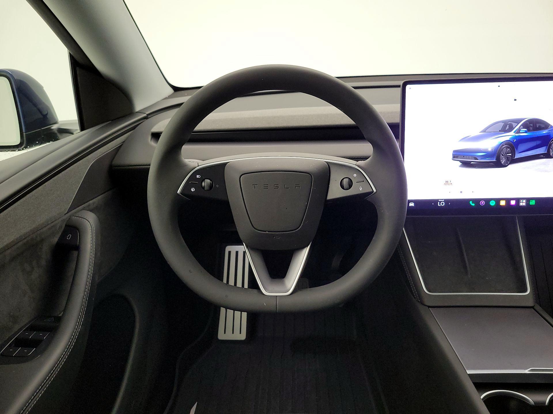Thumbnail: 2026 Tesla Model Y - 10