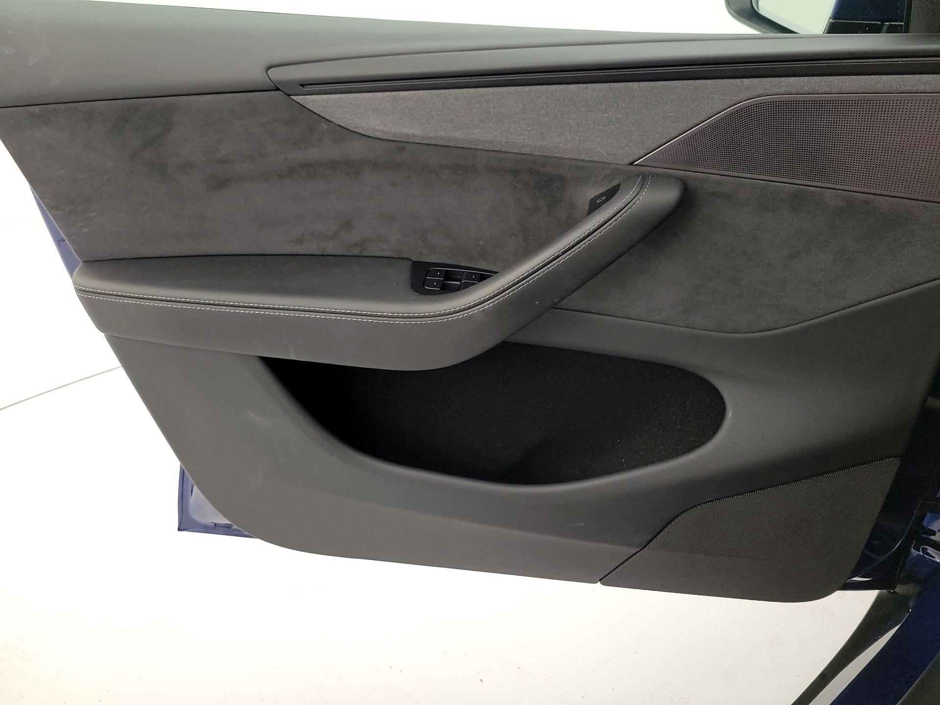 Thumbnail: 2026 Tesla Model Y - 12